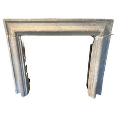 Repisa de chimenea de arenisca italiana del siglo XVIII