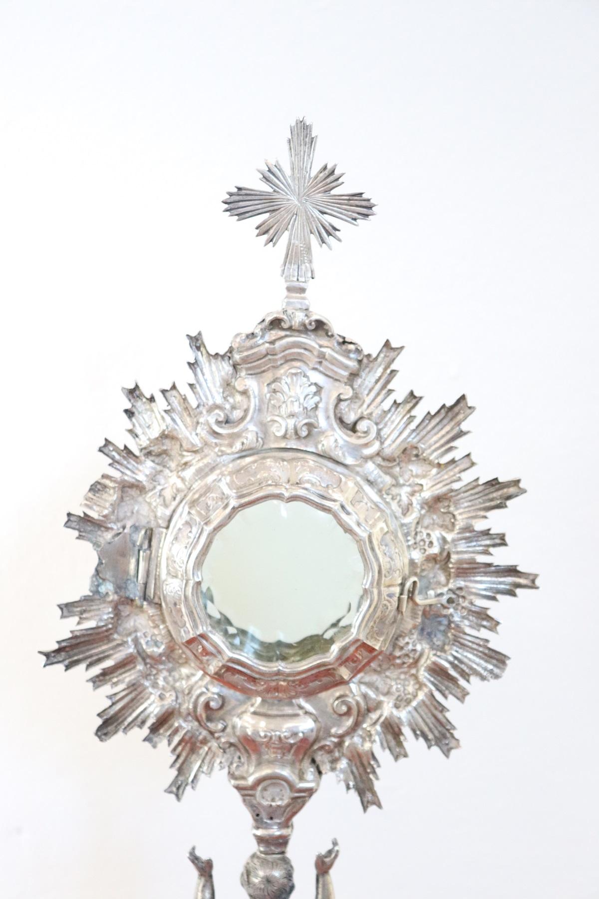 18th Century Italian Sicilian Baroque Silver Monstrance Decorated with Cherub 7