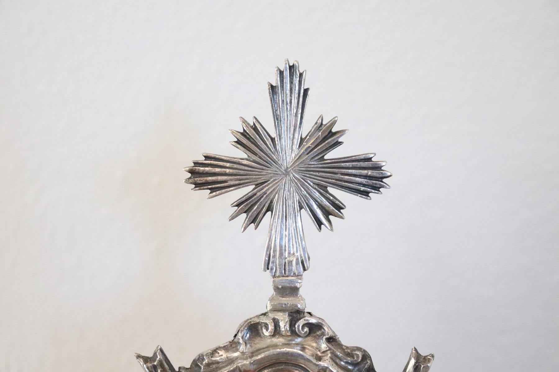 18th Century Italian Sicilian Baroque Silver Monstrance Decorated with Cherub 1