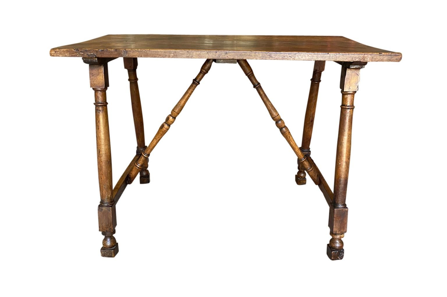 European 18th Century Italian Side Table For Sale