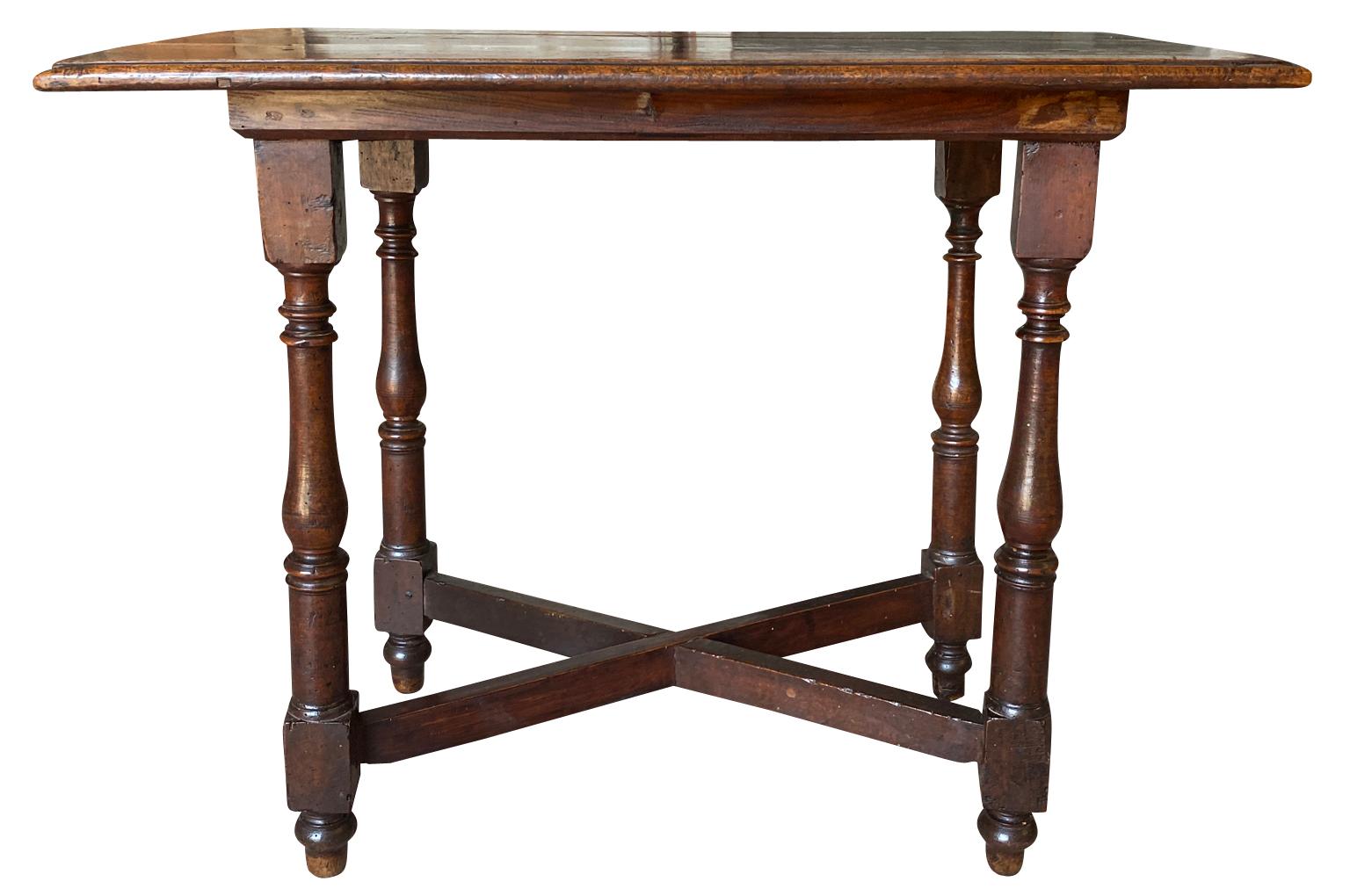18th Century Italian Side Table In Good Condition In Atlanta, GA