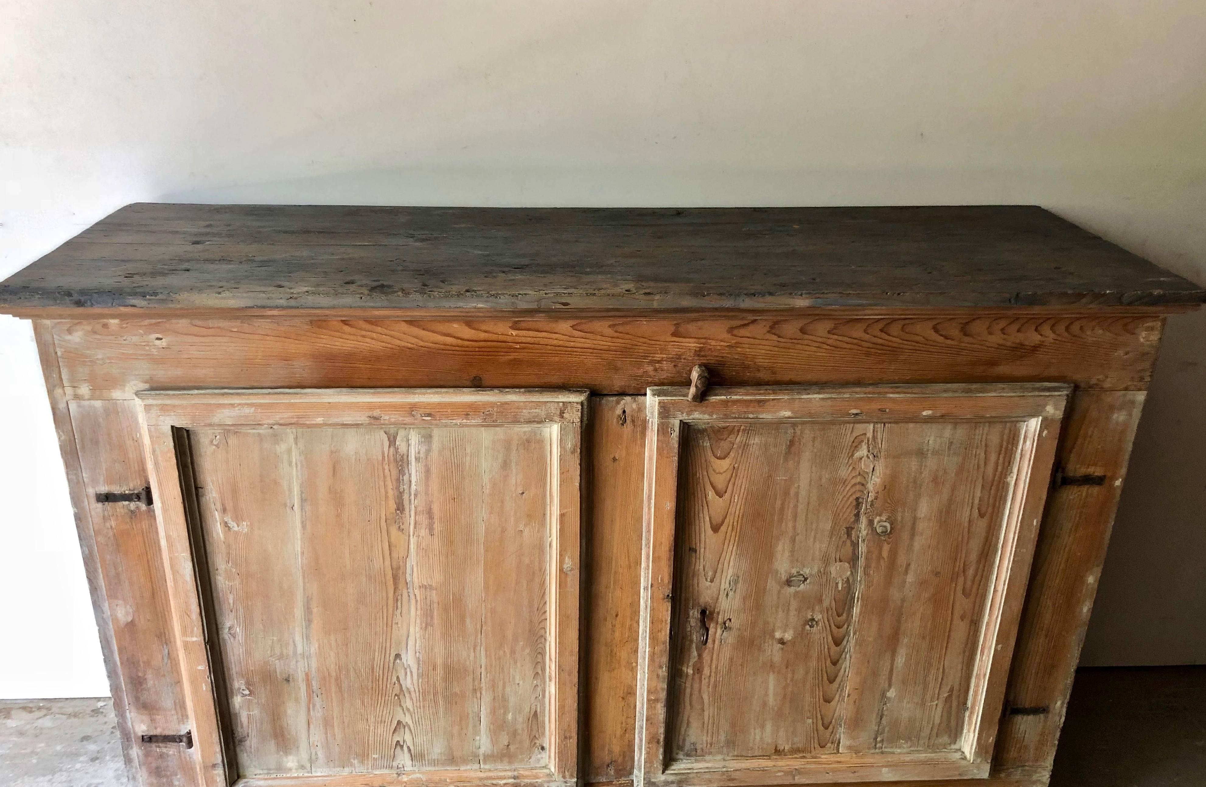 18th Century Italian Sideboard In Good Condition In Charleston, SC