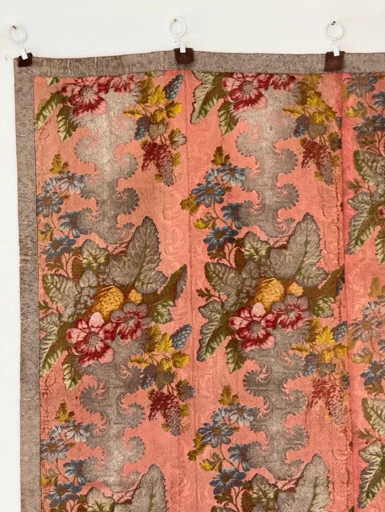 18th Century Italian silk and metallic thread brocade panel In Good Condition For Sale In Charlottesville, VA