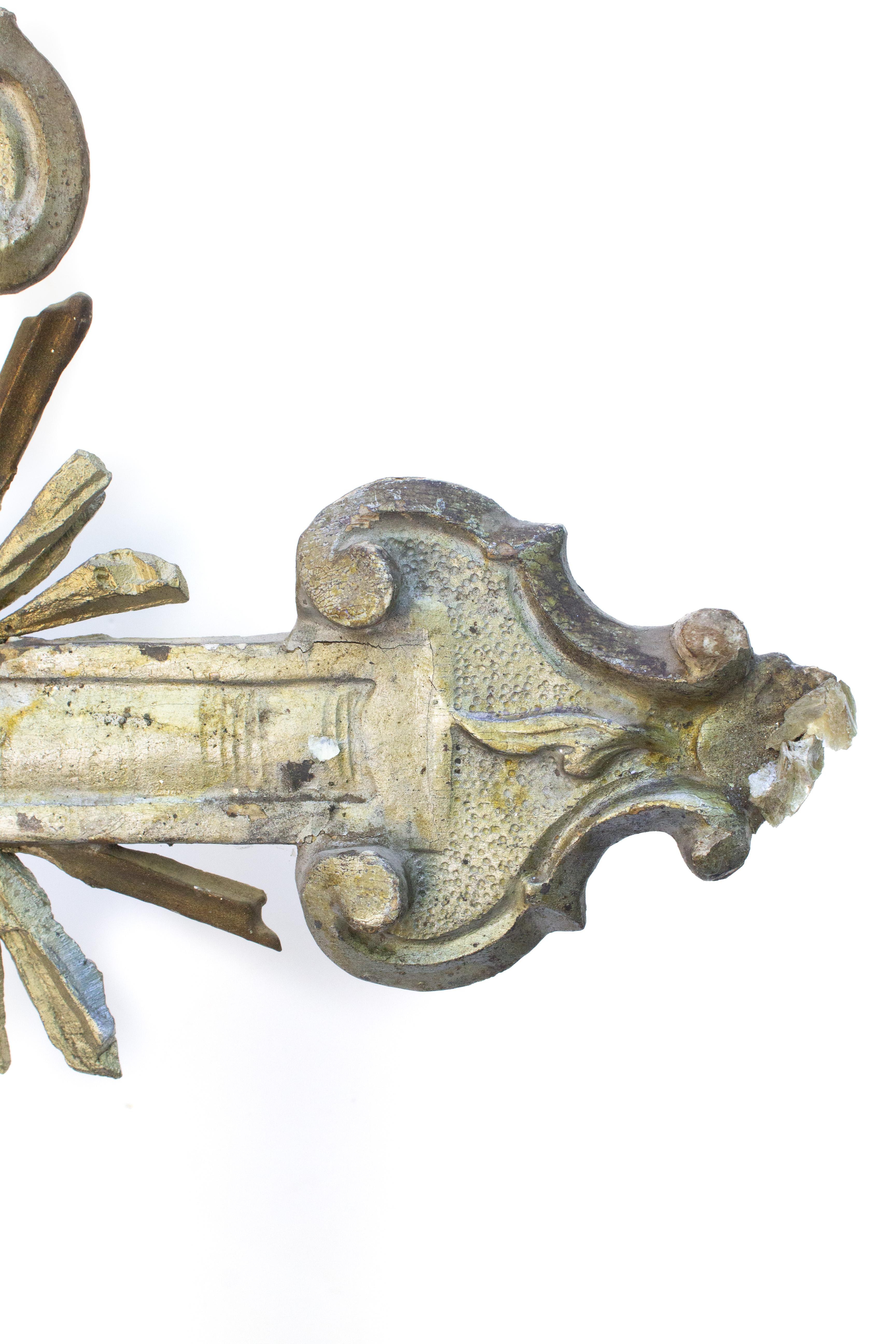 Hand-Carved 18th Century Italian Silver Leaf Cross with Plated Crystals on a Mica Cluster For Sale