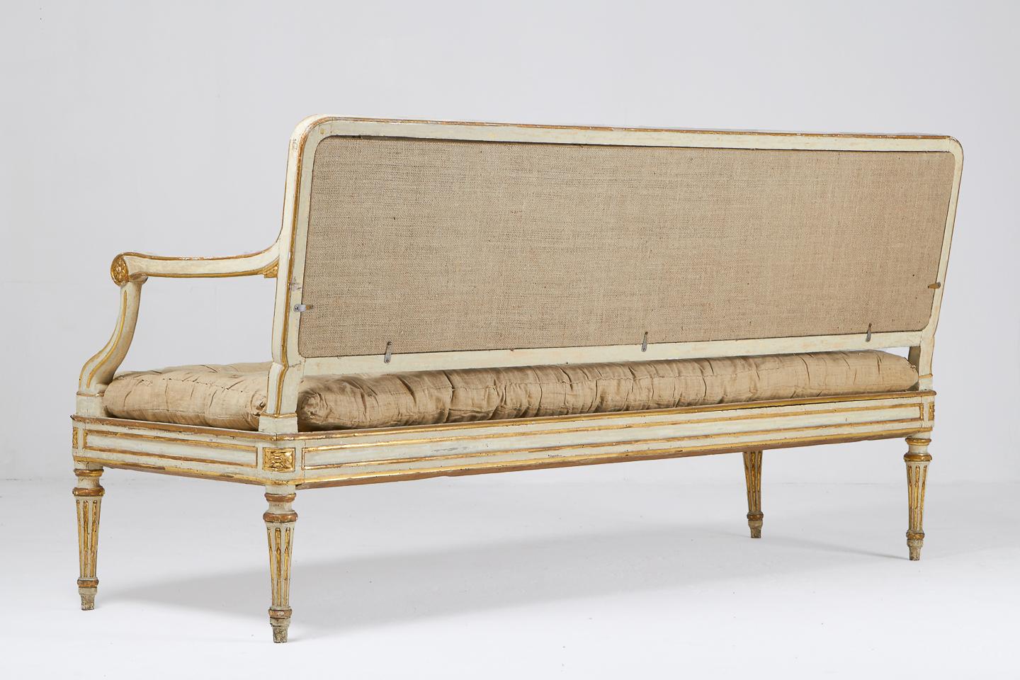 Gilt 18th Century Italian Sofa with Original Paint For Sale