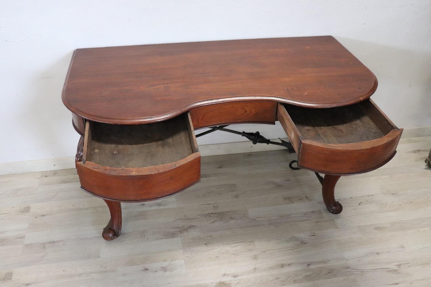18th Century Italian Solid Oak Wood Antique Console Table For Sale 1