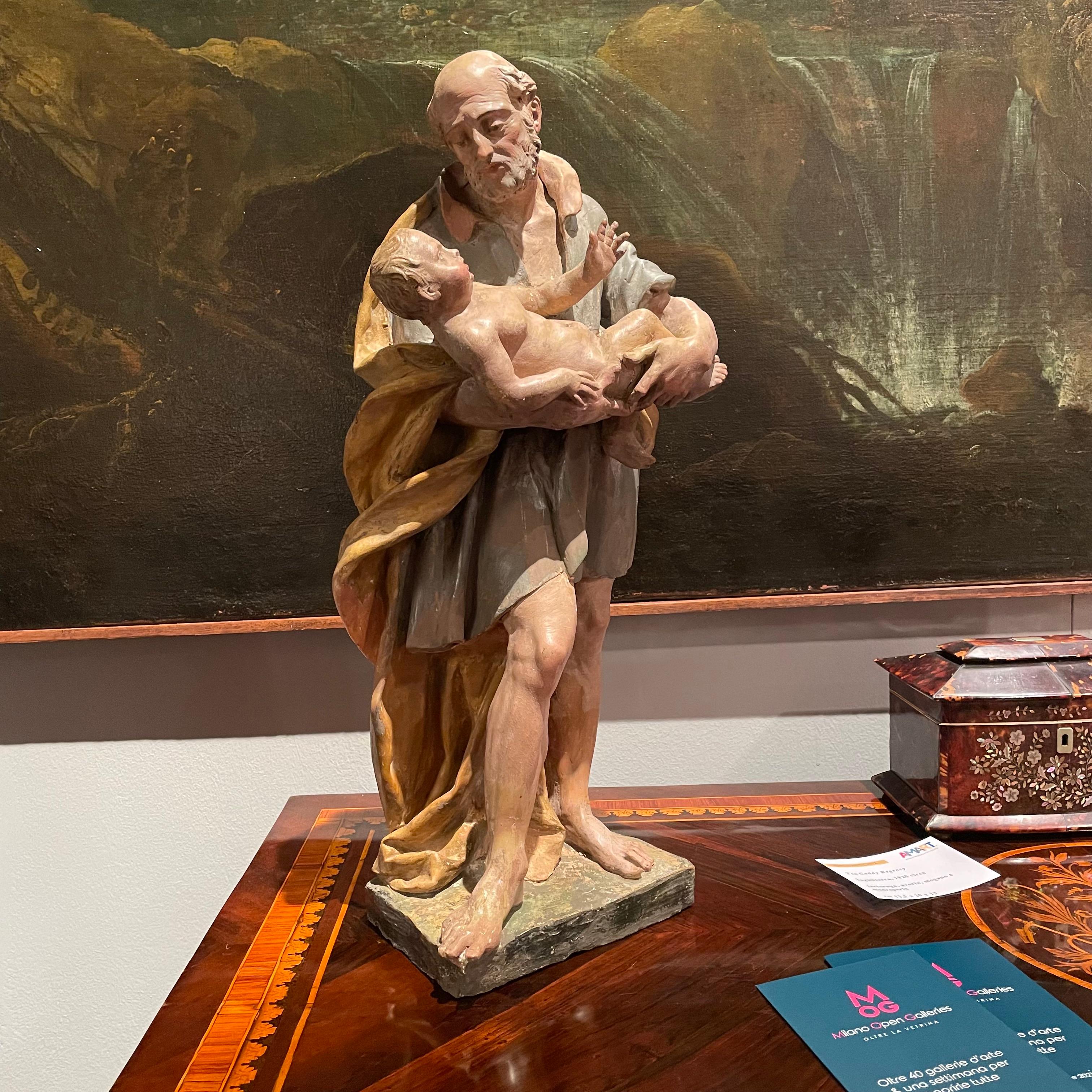 18th Century Italian St Joseph with Infant Jesus Baroque Old Master Sculpture In Good Condition For Sale In Milan, IT