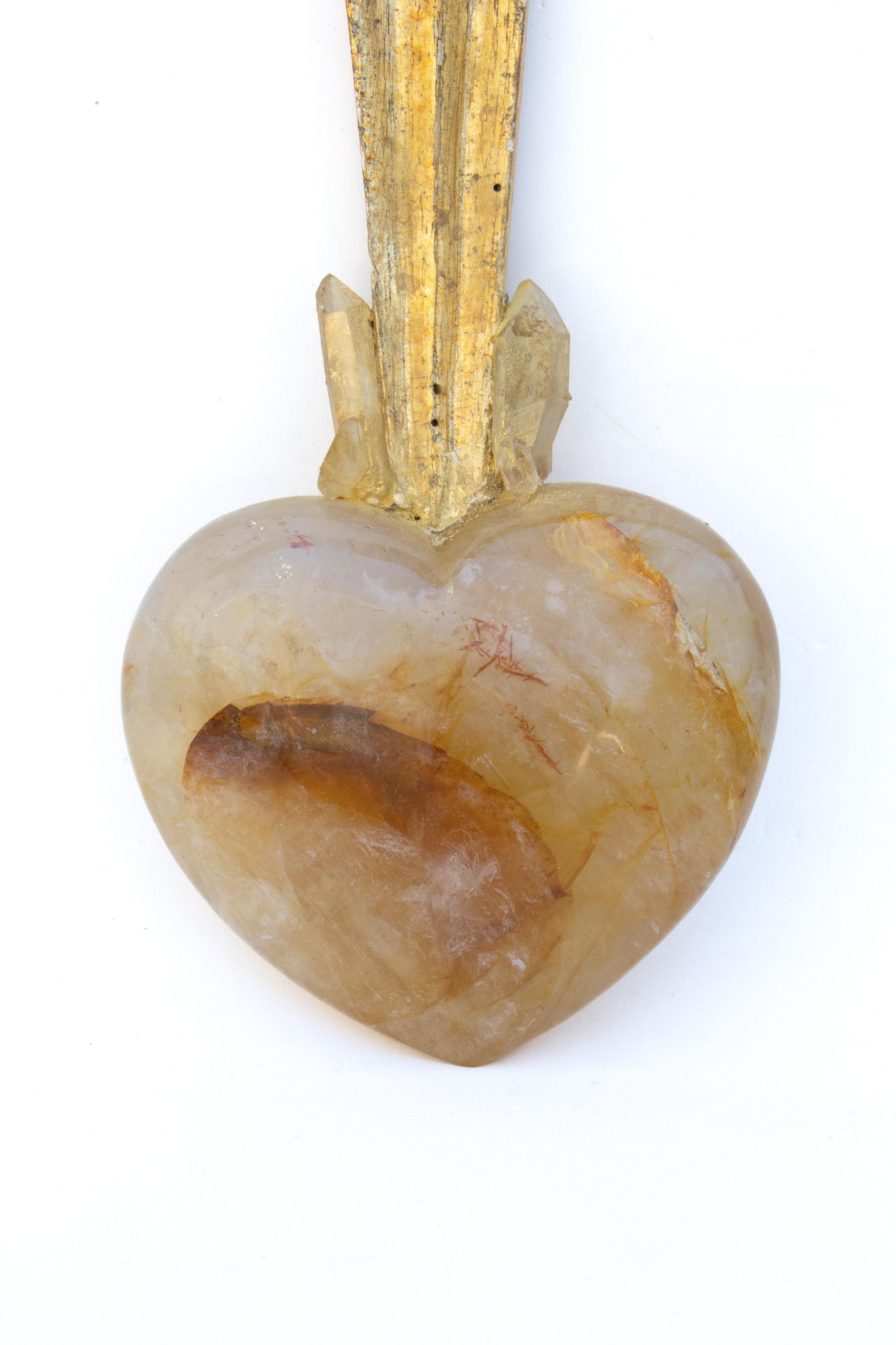 Rayo de Sol Italiano del Siglo XVIII Montado en un Corazón de Cuarzo Hematoide Amarillo Rococó en venta
