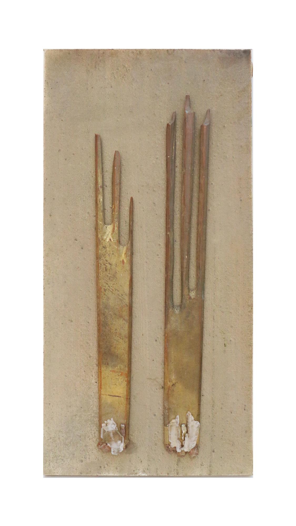 Italienische vergoldete Sonnenstrahlen aus dem 18. Jahrhundert auf einer mit natürlichen Pigmenten gealterten Leinwand, die mit Kristallen und natürlich geformten Barockperlen verziert ist.

Das Werk wurde von Jean O'Reilly Barlow, der Künstlerin