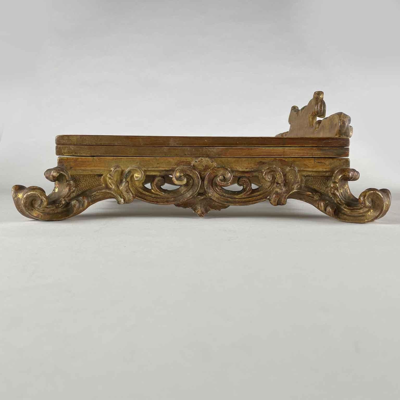 18th Century Italian Table Lectern Gilt Wood Turning Bookstand 3