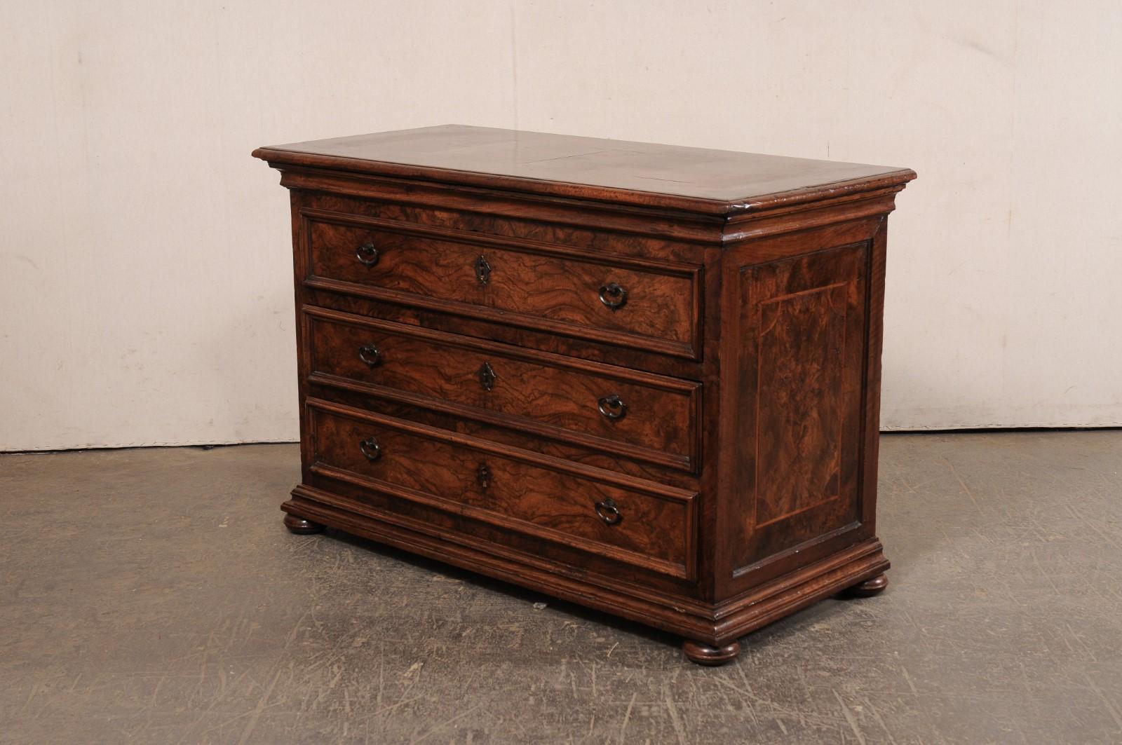18th Century Italian Three-Drawer Chest w/Attractive Burl Veneer & Inlay Banding For Sale 6