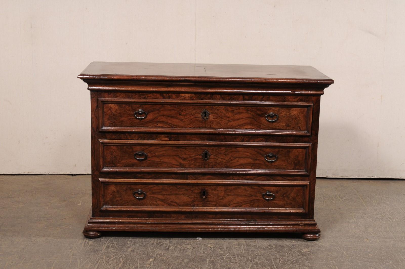 18th Century Italian Three-Drawer Chest w/Attractive Burl Veneer & Inlay Banding For Sale 7