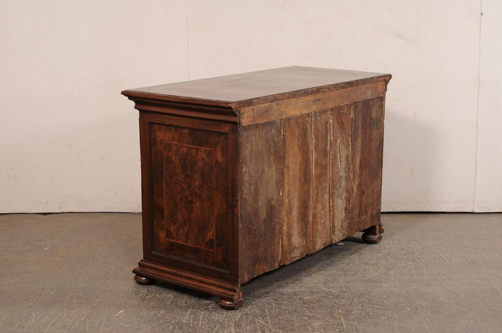 18th Century Italian Three-Drawer Chest w/Attractive Burl Veneer & Inlay Banding For Sale 4