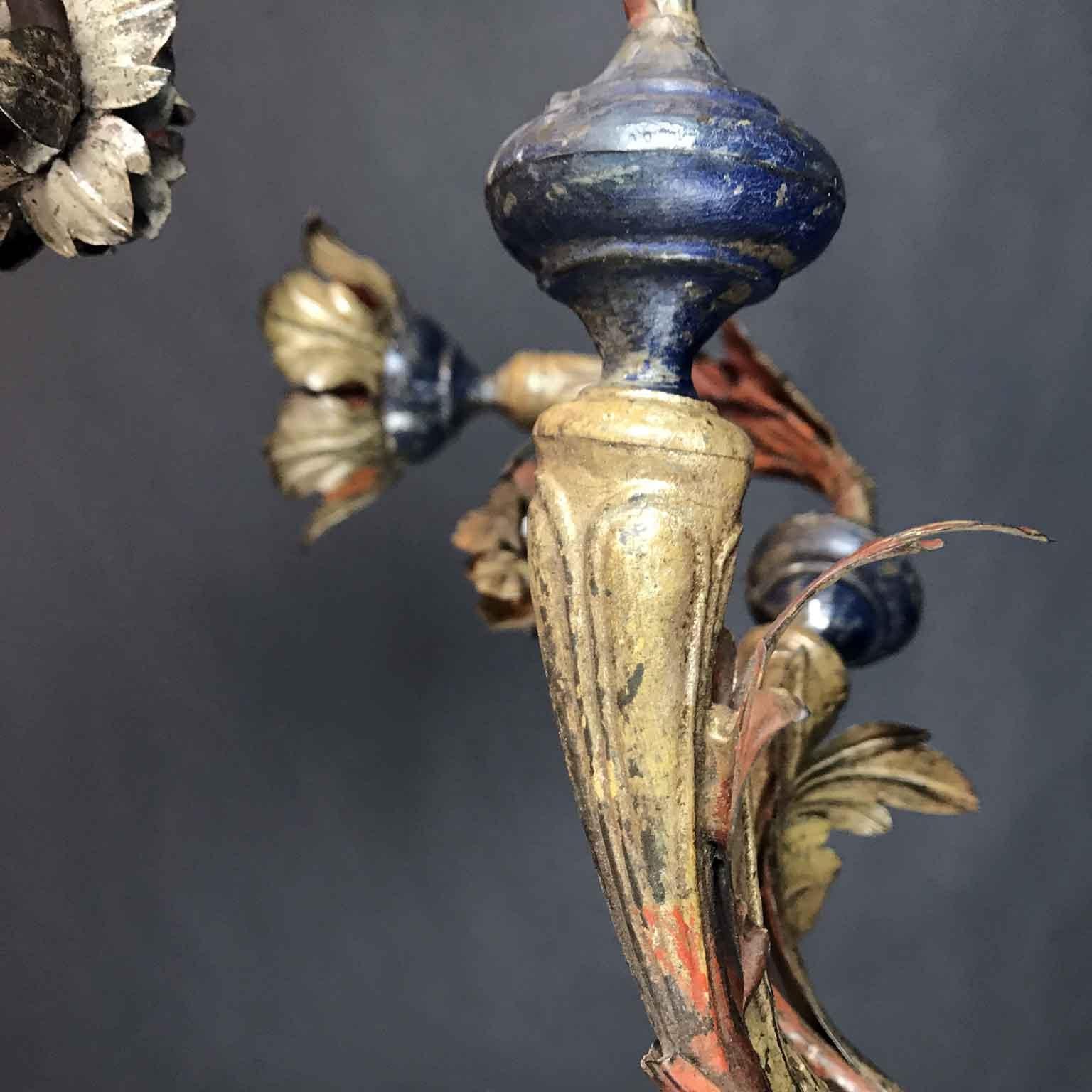 18th Century Italian Tole and Wood Chandelier Silver Blue Red Candleholder In Good Condition In Milan, IT