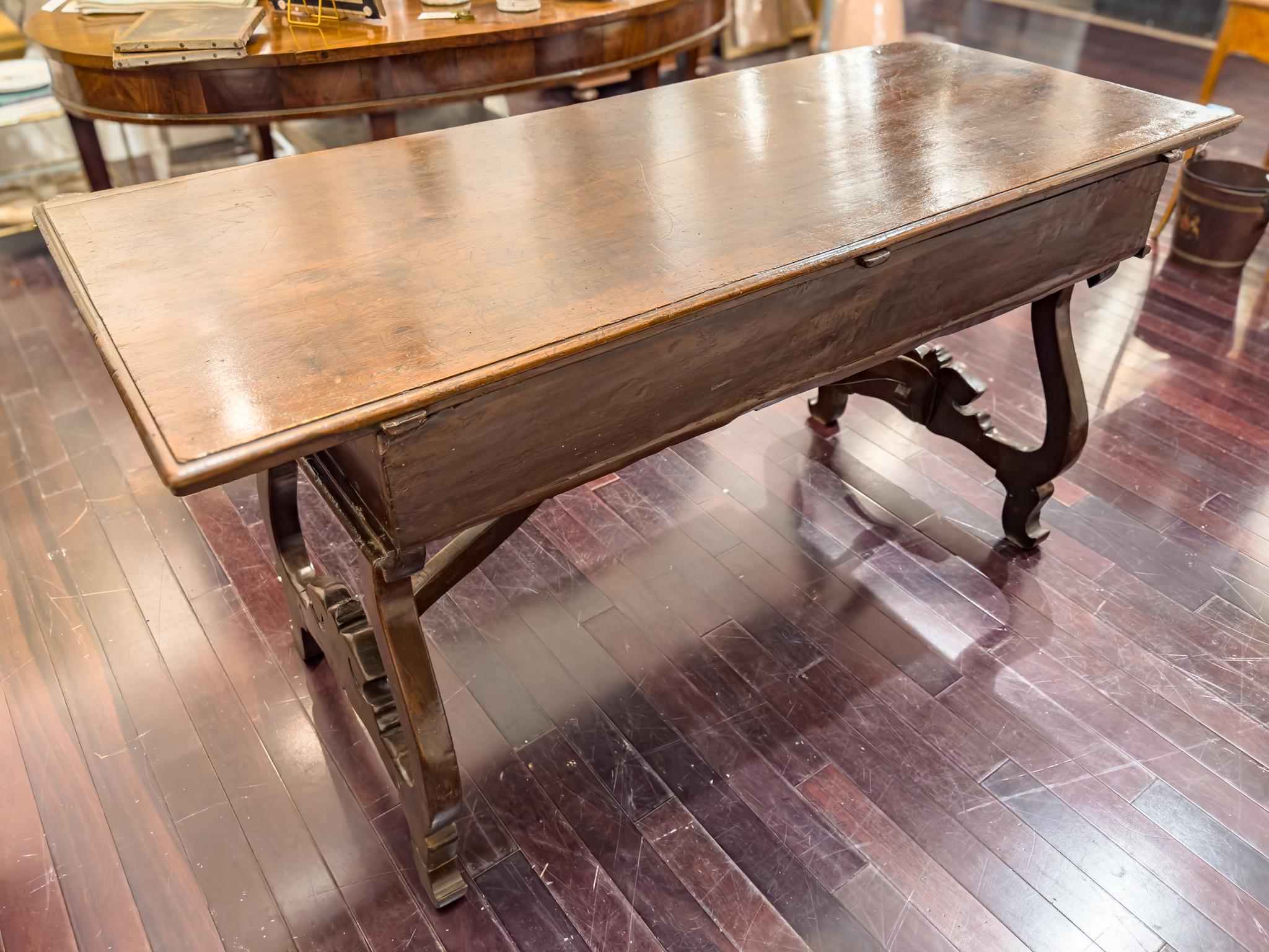 18th Century Italian Trestle Table For Sale 5