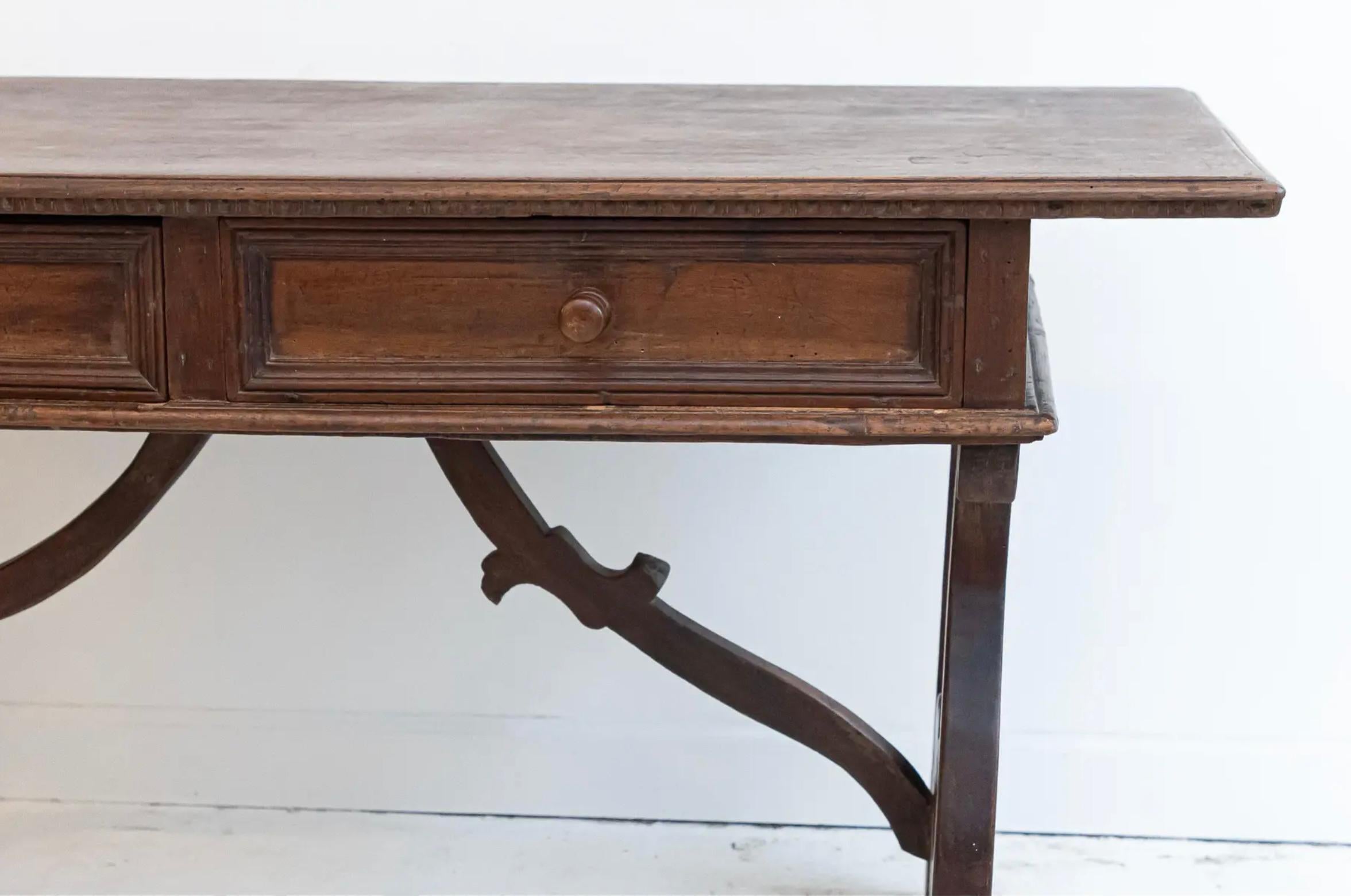 Table à tréteaux italienne du 18e siècle Bon état - En vente à Atlanta, GA