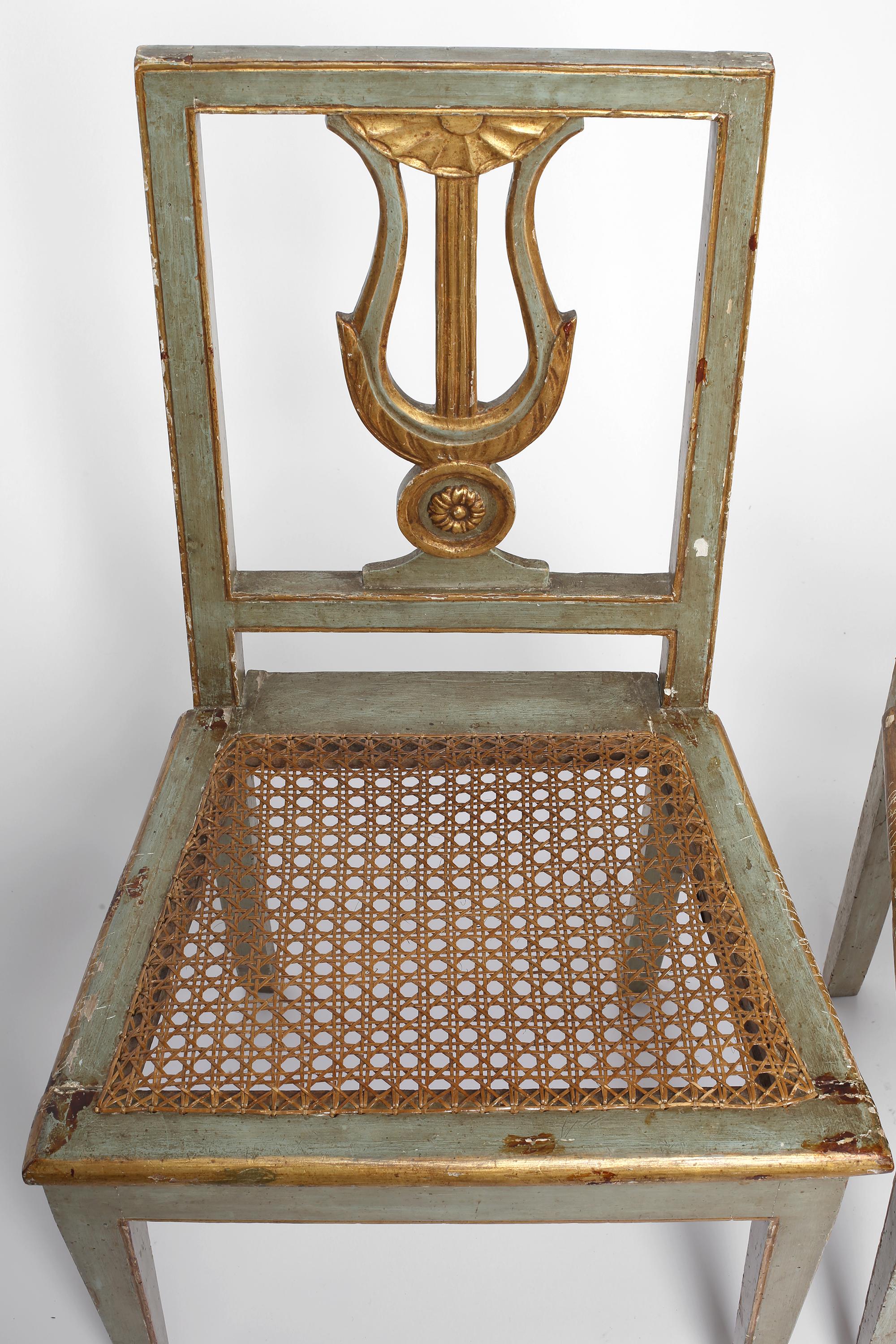 XVIIIe siècle et antérieur Chaise de salle à manger toscanne du 18ème siècle peinte et dorée polychrome en vente
