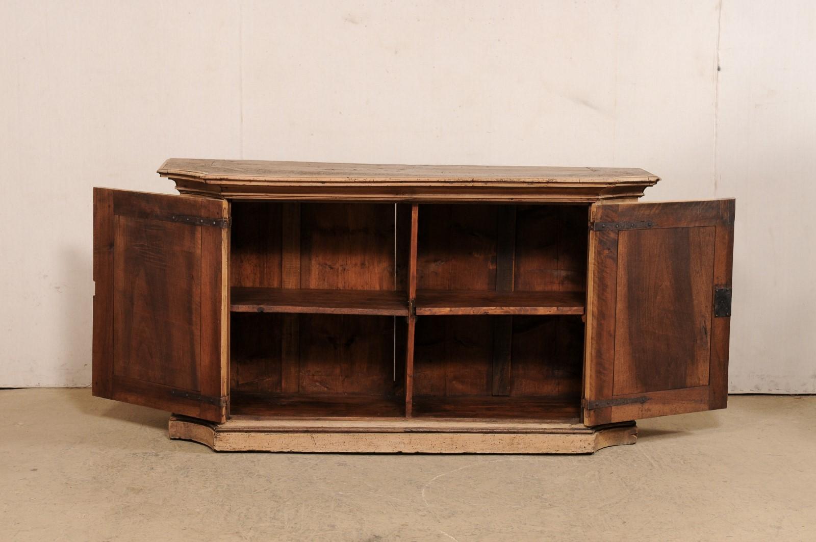 18th Century Italian Two-Door Wooden Console Credenza For Sale 8