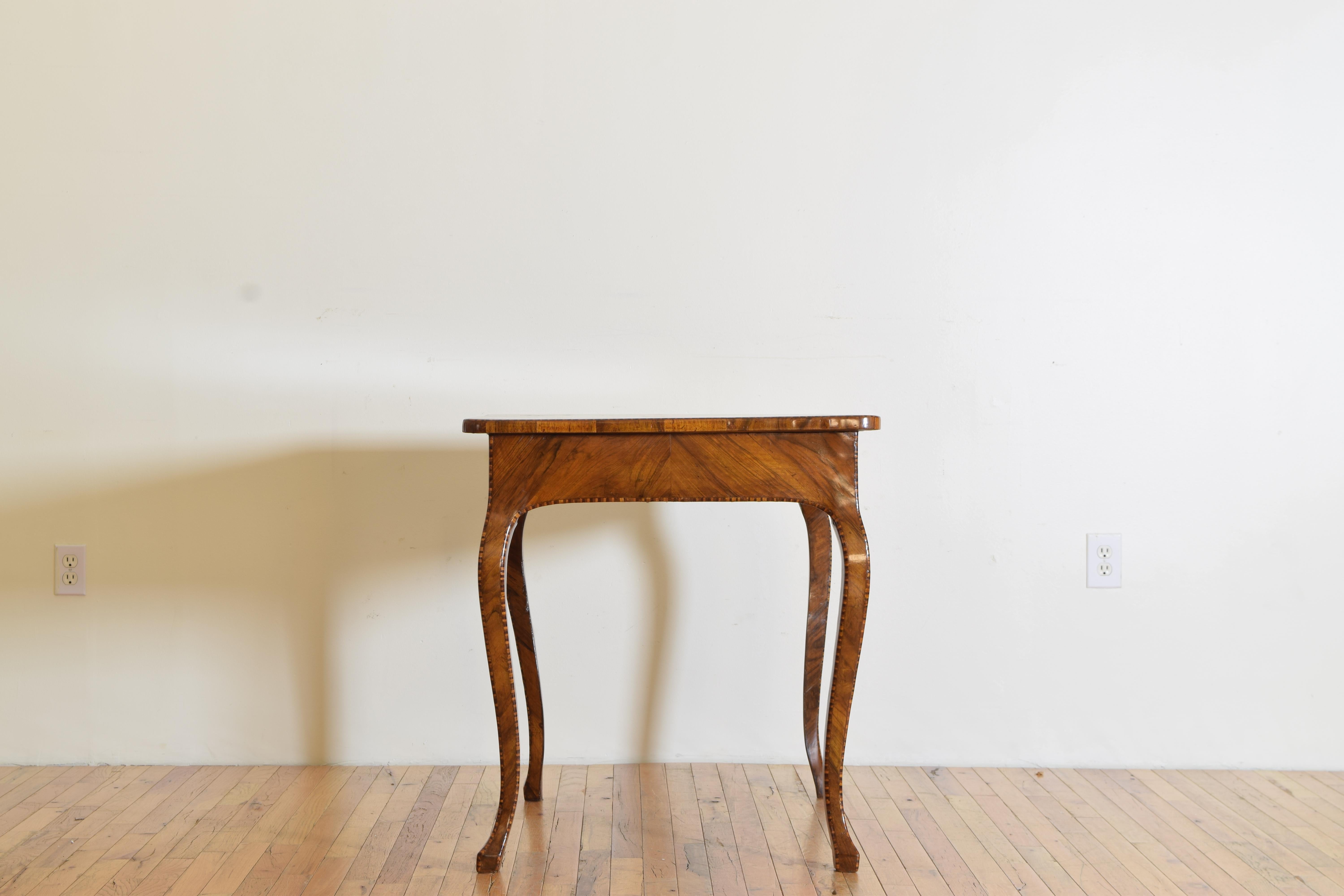 18th Century Italian Veneered and Inlaid Walnut Writing Table In Good Condition In Atlanta, GA