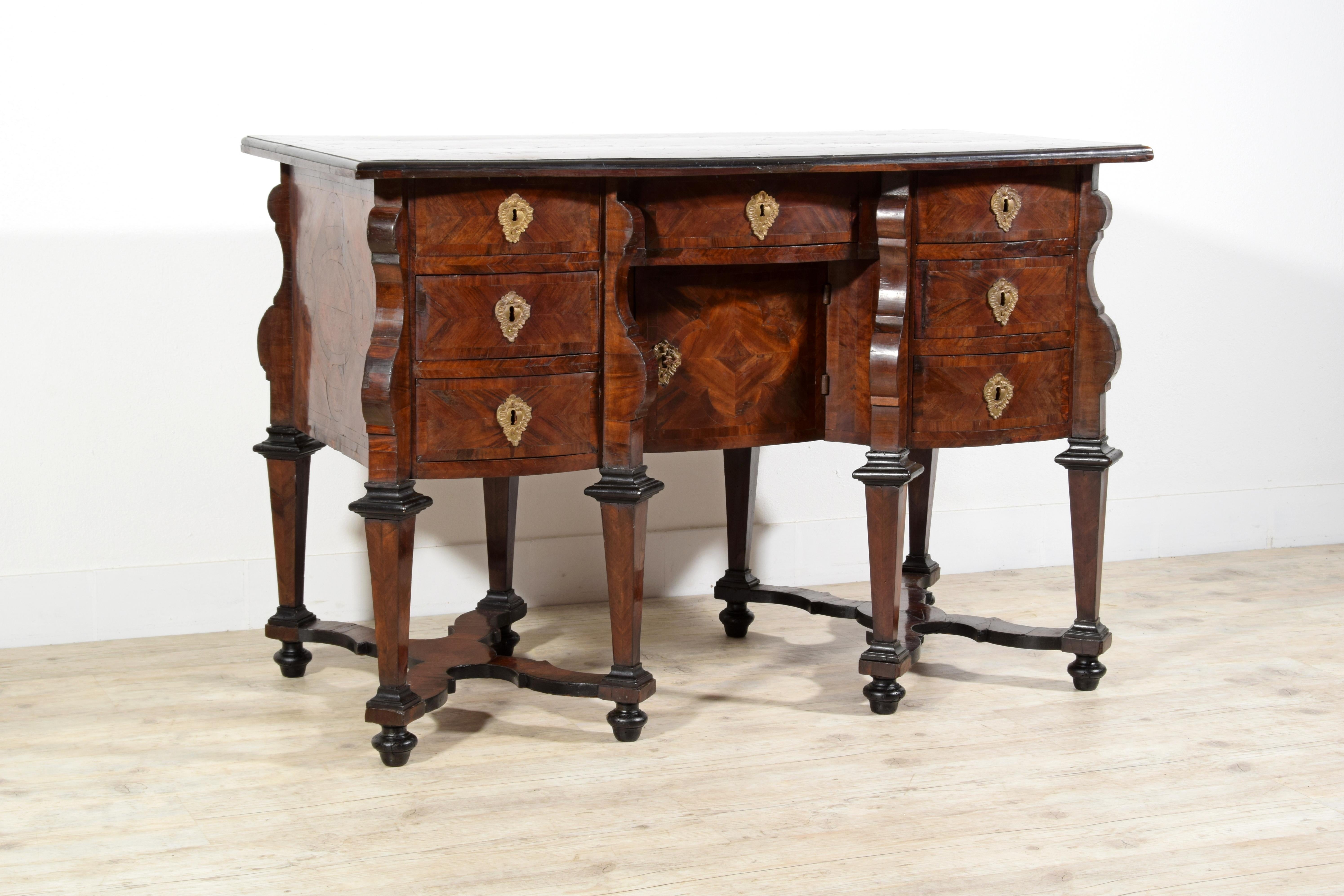 Baroque  18th Century, Italian Veneered Wood Bureau Mazzarina For Sale