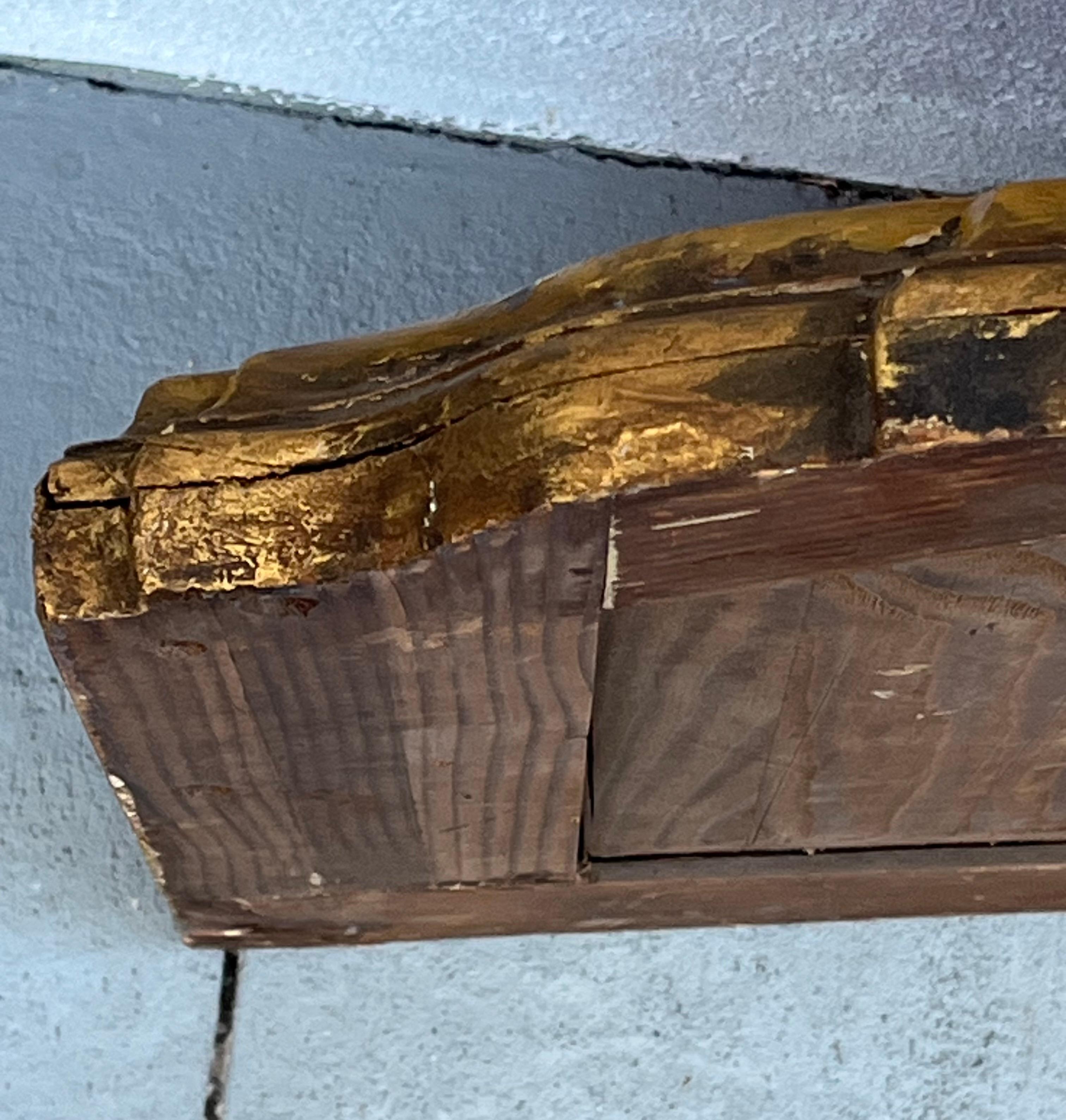 Cabecero veneciano italiano del siglo XVIII tallado y policromado en venta 1