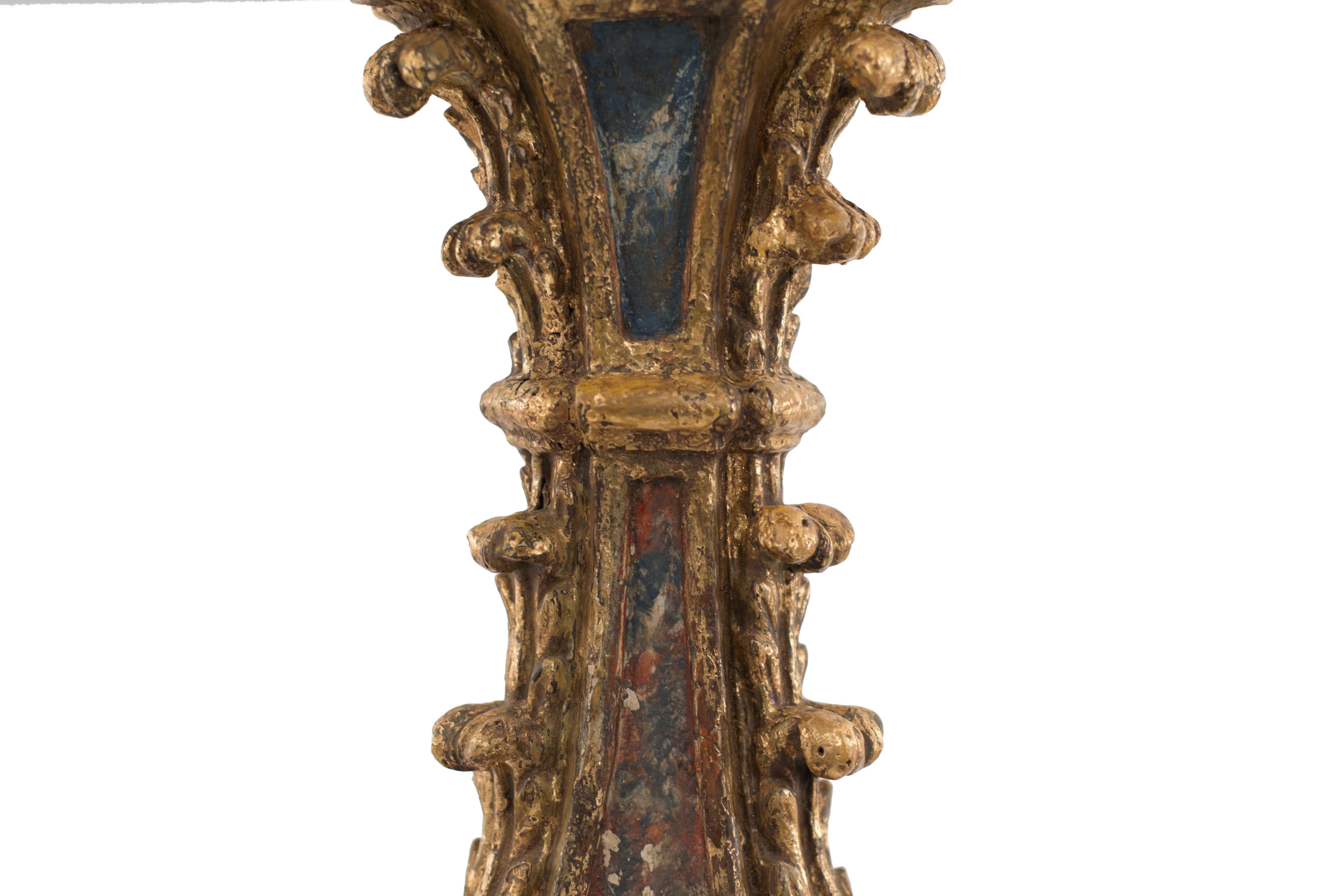 18th Century Italian Venetian Giltwood Floor Torchieres For Sale 2