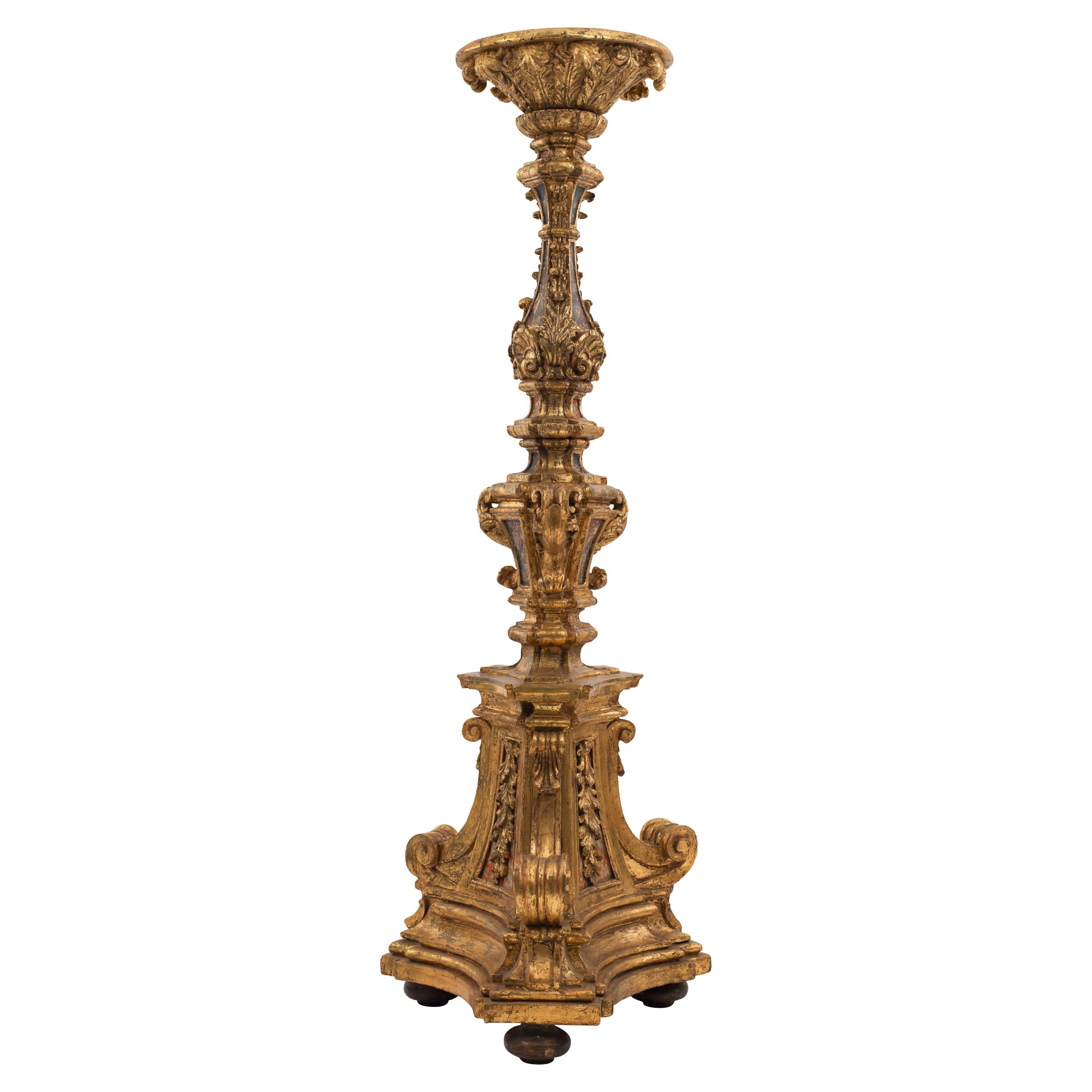 torchères de plancher en bois doré vénitien italien du 18e siècle
