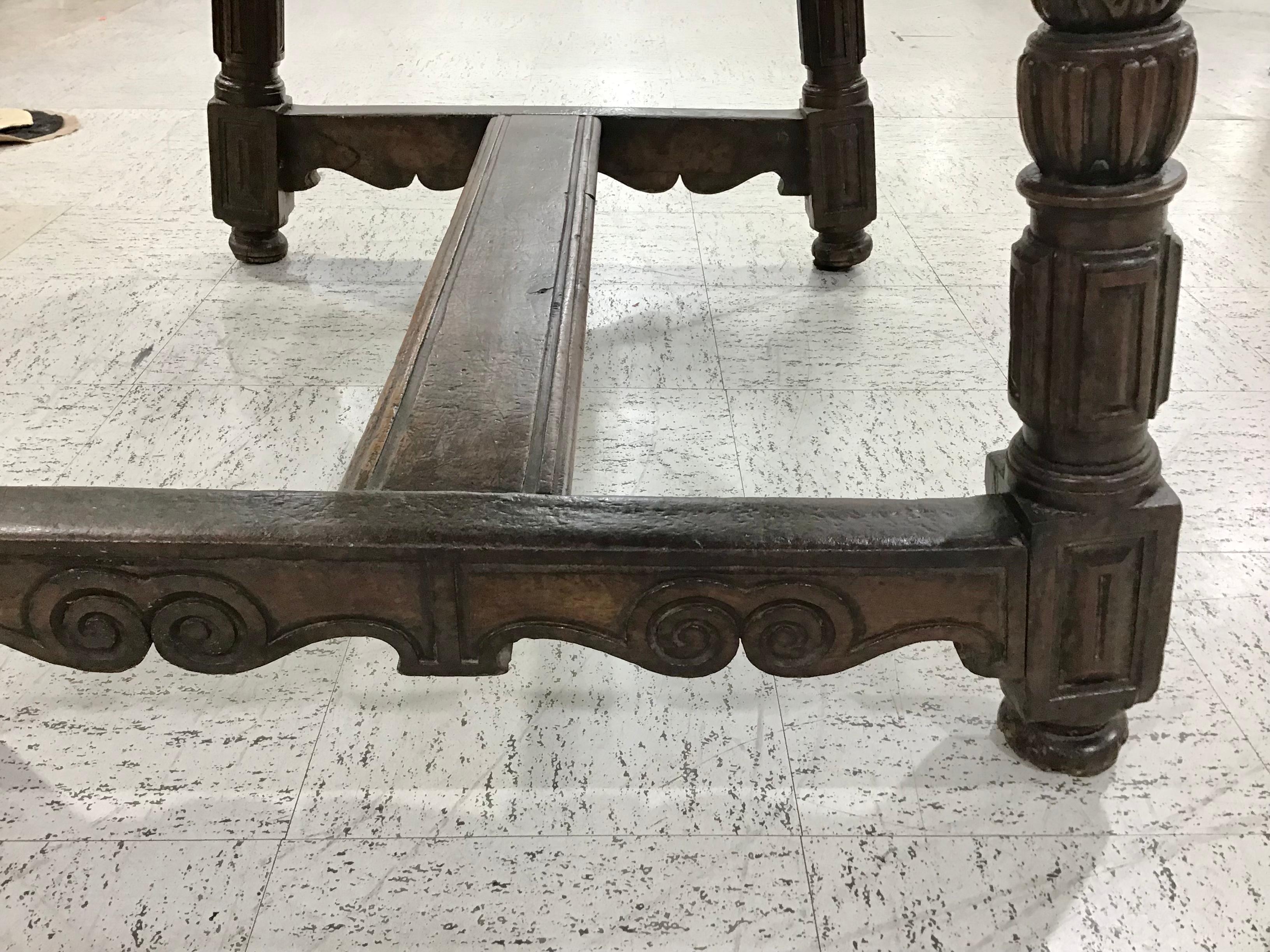 18th Century Italian Walnut Baroque Trestle Table For Sale 3