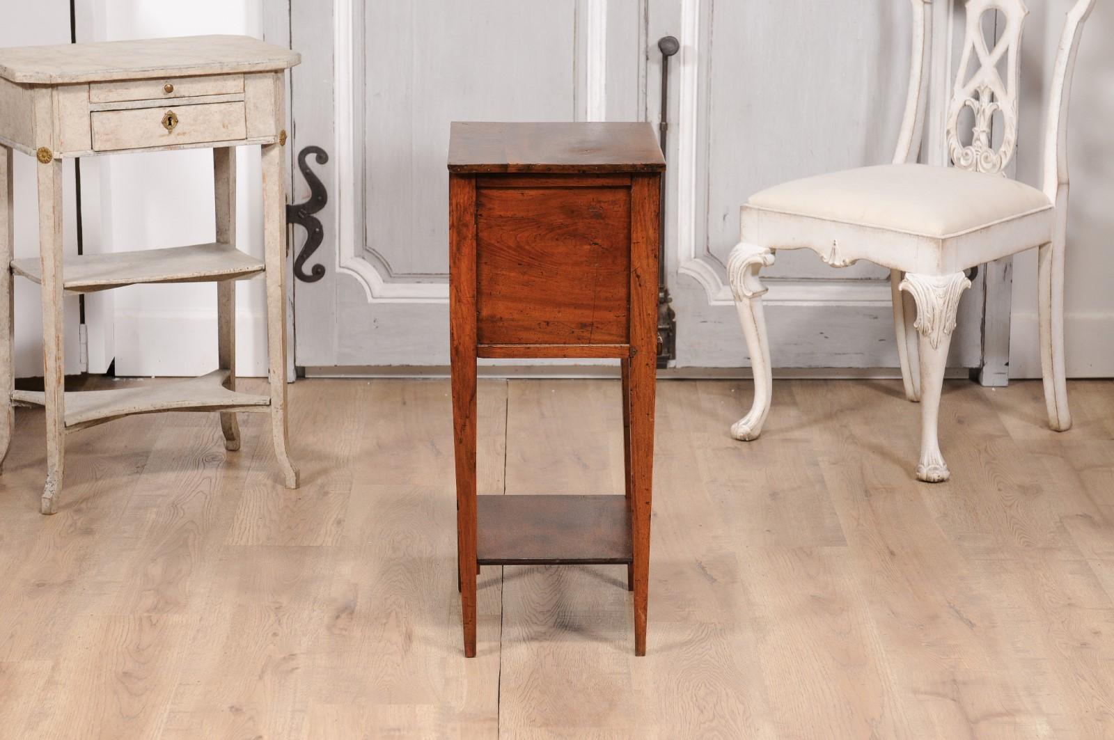 18th Century Italian Walnut Bedside Table with Three Drawers and Tapering Legs For Sale 9