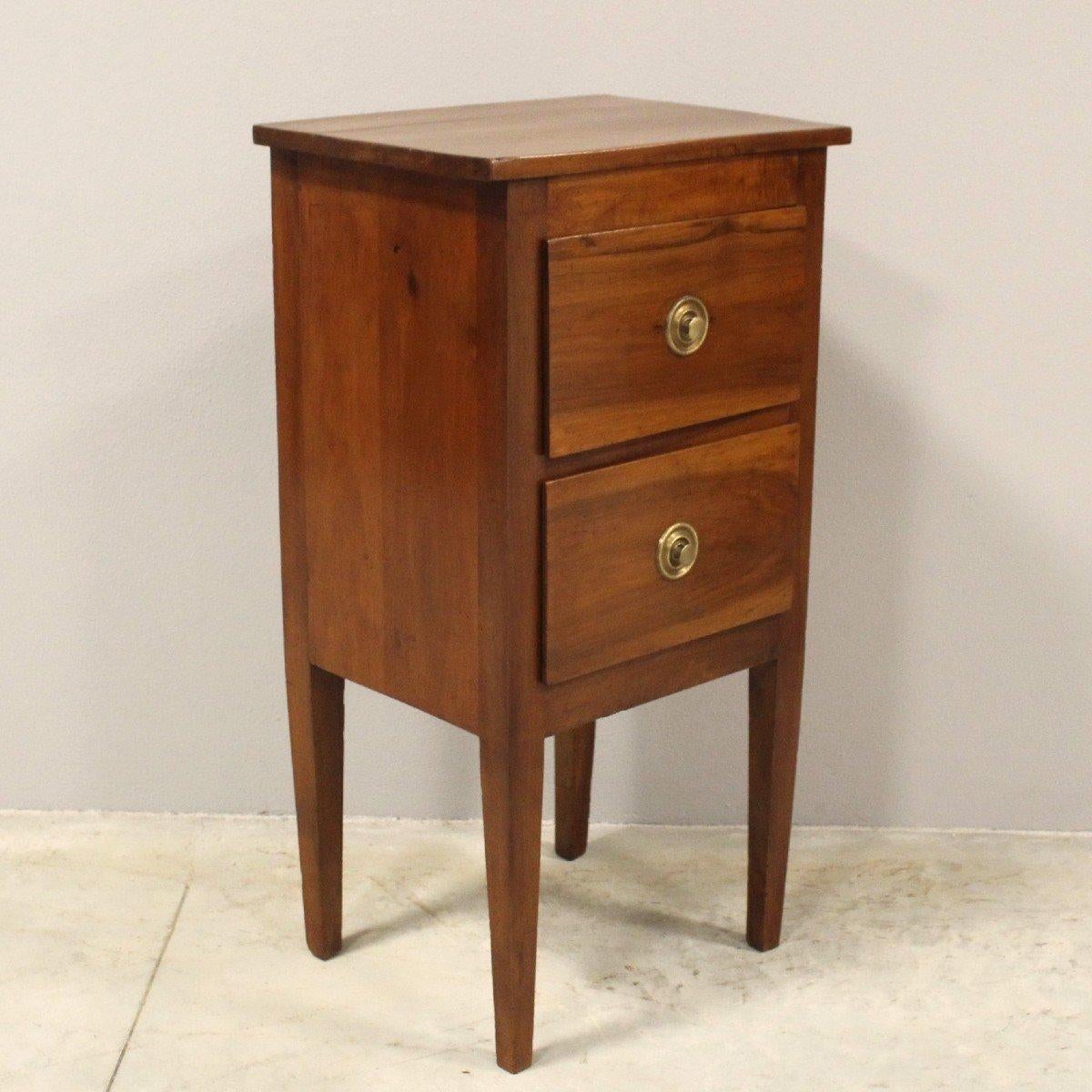 18th Century Italian Walnut Bedside Table with Two Drawers and Tapered Legs 3
