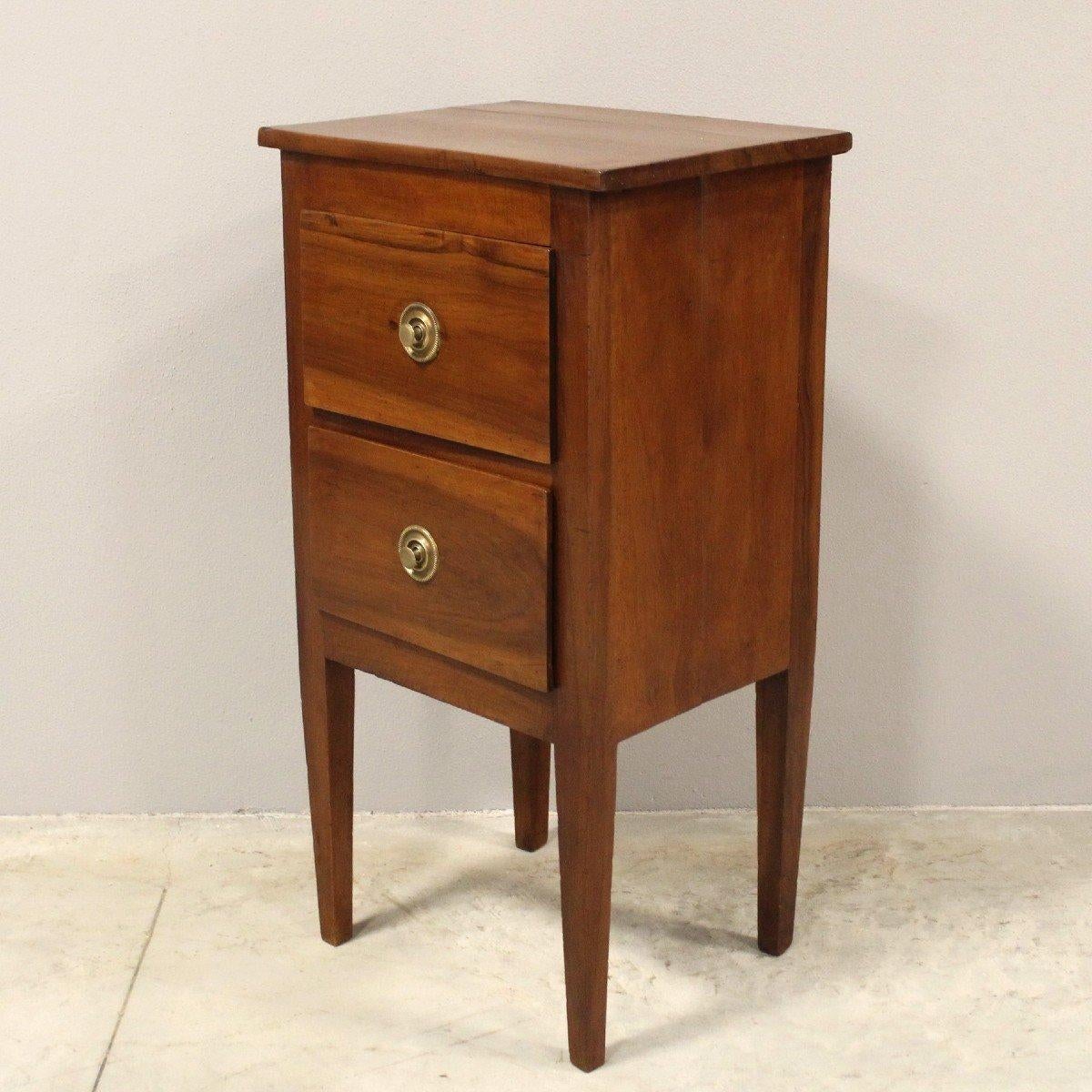 18th Century Italian Walnut Bedside Table with Two Drawers and Tapered Legs 4