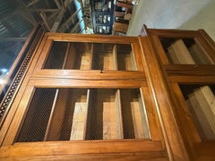 18th century Italian walnut bookcase