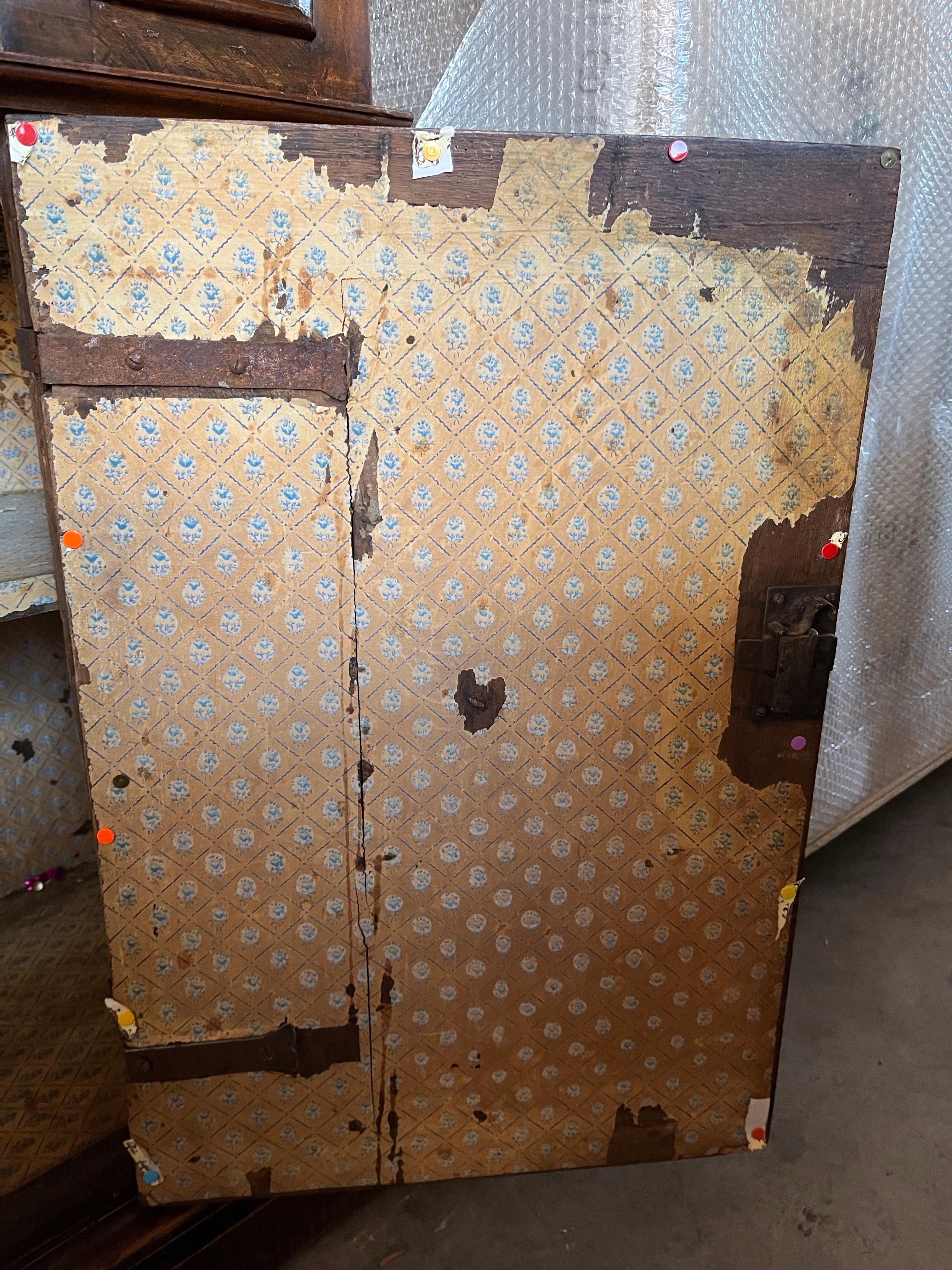 Buffet / Credenza in noce italiano del XVIII secolo in vendita 1