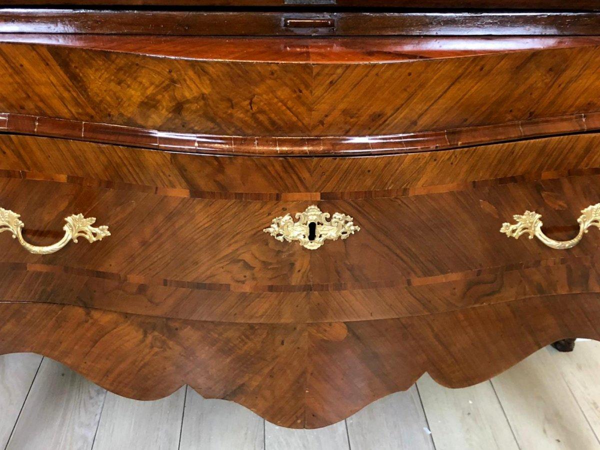 Louis XV 18th Century Italian Walnut Bureau Table Desk For Sale