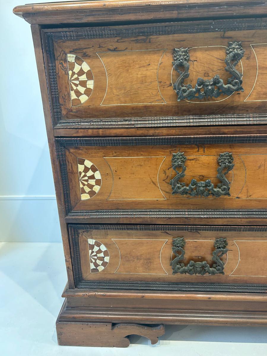 18th Century Italian Walnut Chest with Bone Inlay In Fair Condition In New Orleans, LA