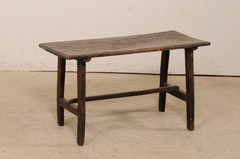 18th Century Italian Walnut Coffee Table, Beautifully Simple & Rustic For Sale 1