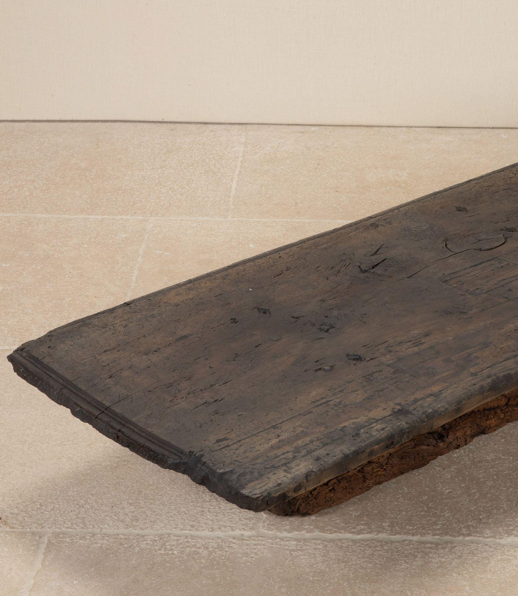 18th Century Italian Walnut Coffee Table For Sale 6
