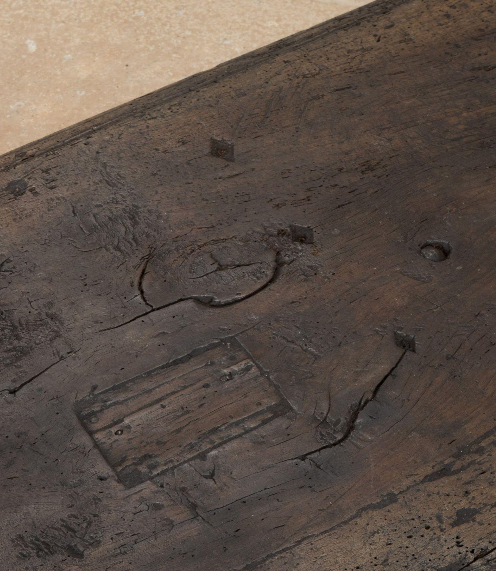 18th Century Italian Walnut Coffee Table For Sale 4