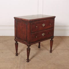 18th Century Italian Walnut Commode