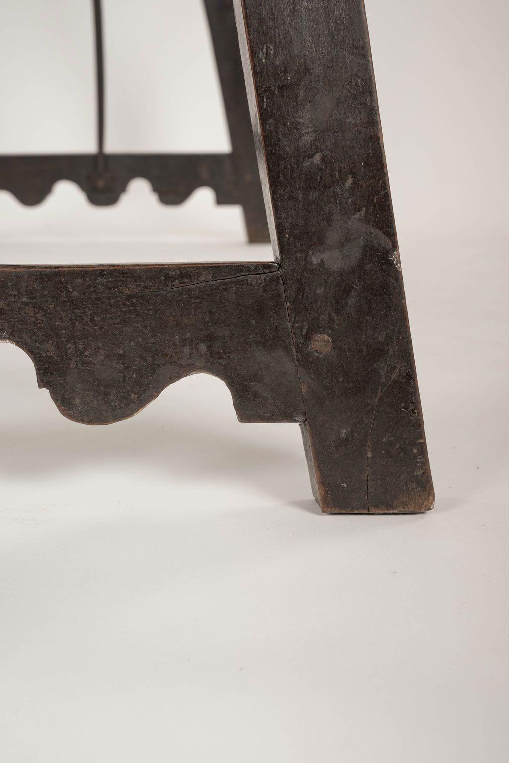 18th Century Italian Walnut Console For Sale 9