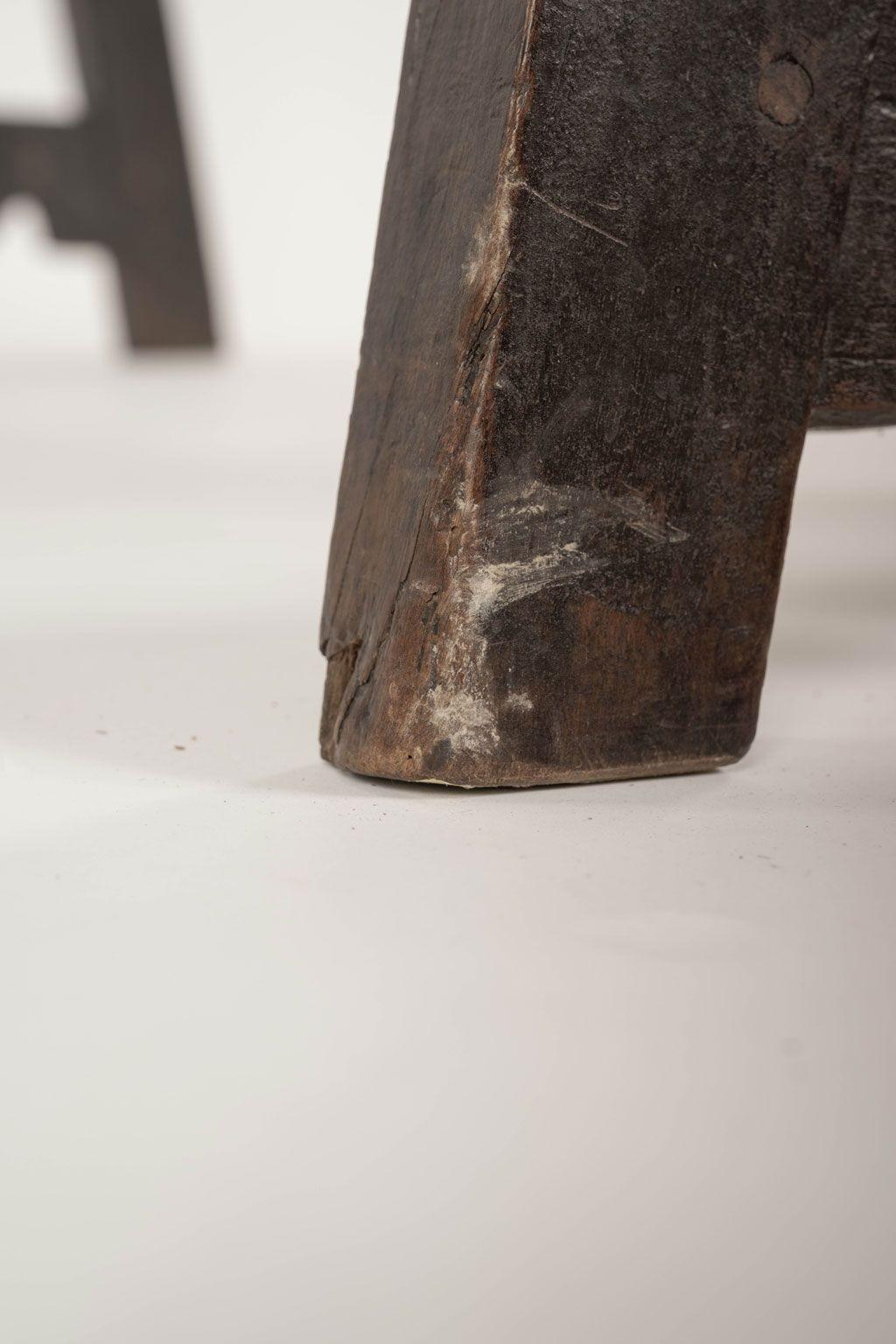 18th Century Italian Walnut Console For Sale 11