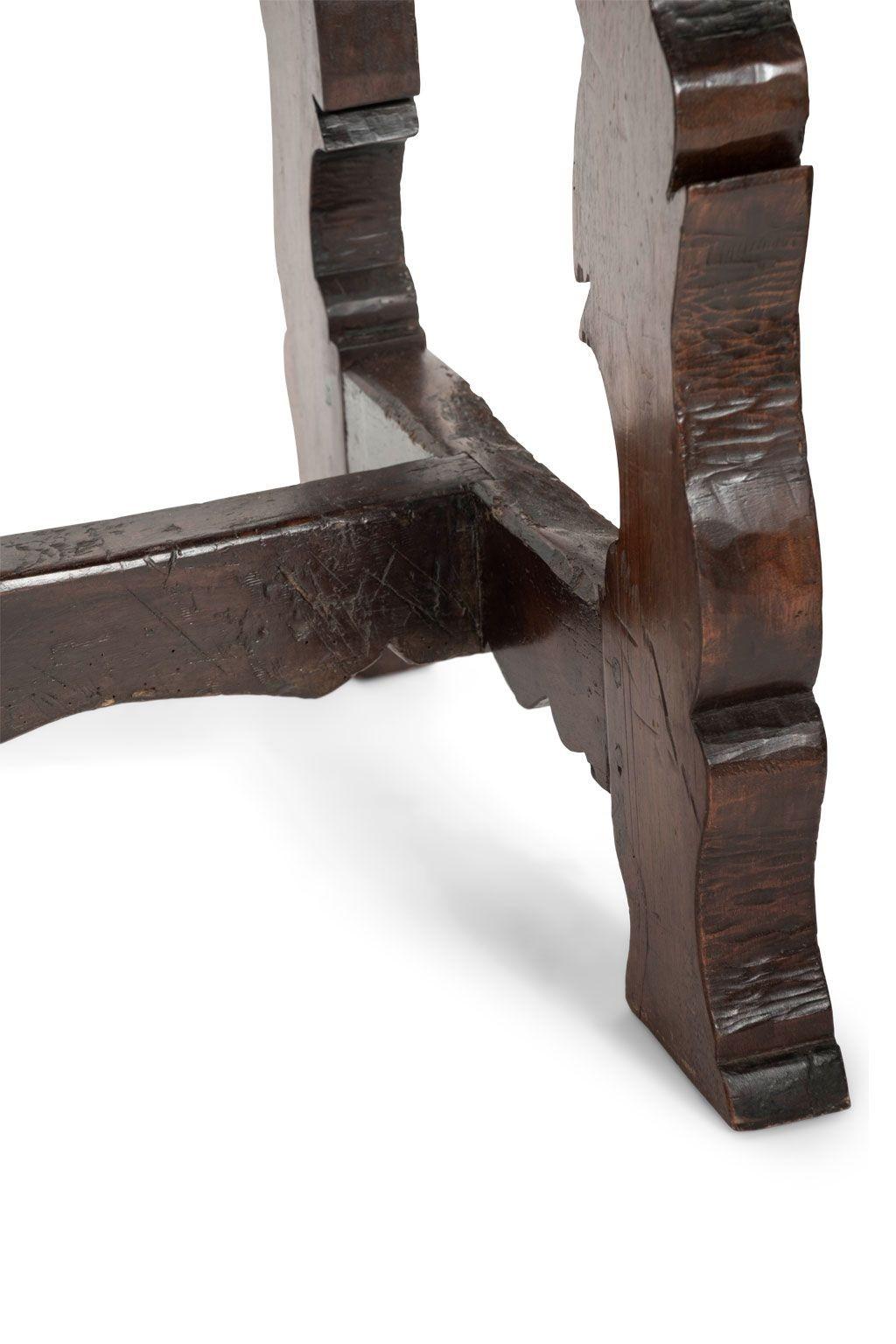 18th Century Italian Walnut Console For Sale 11