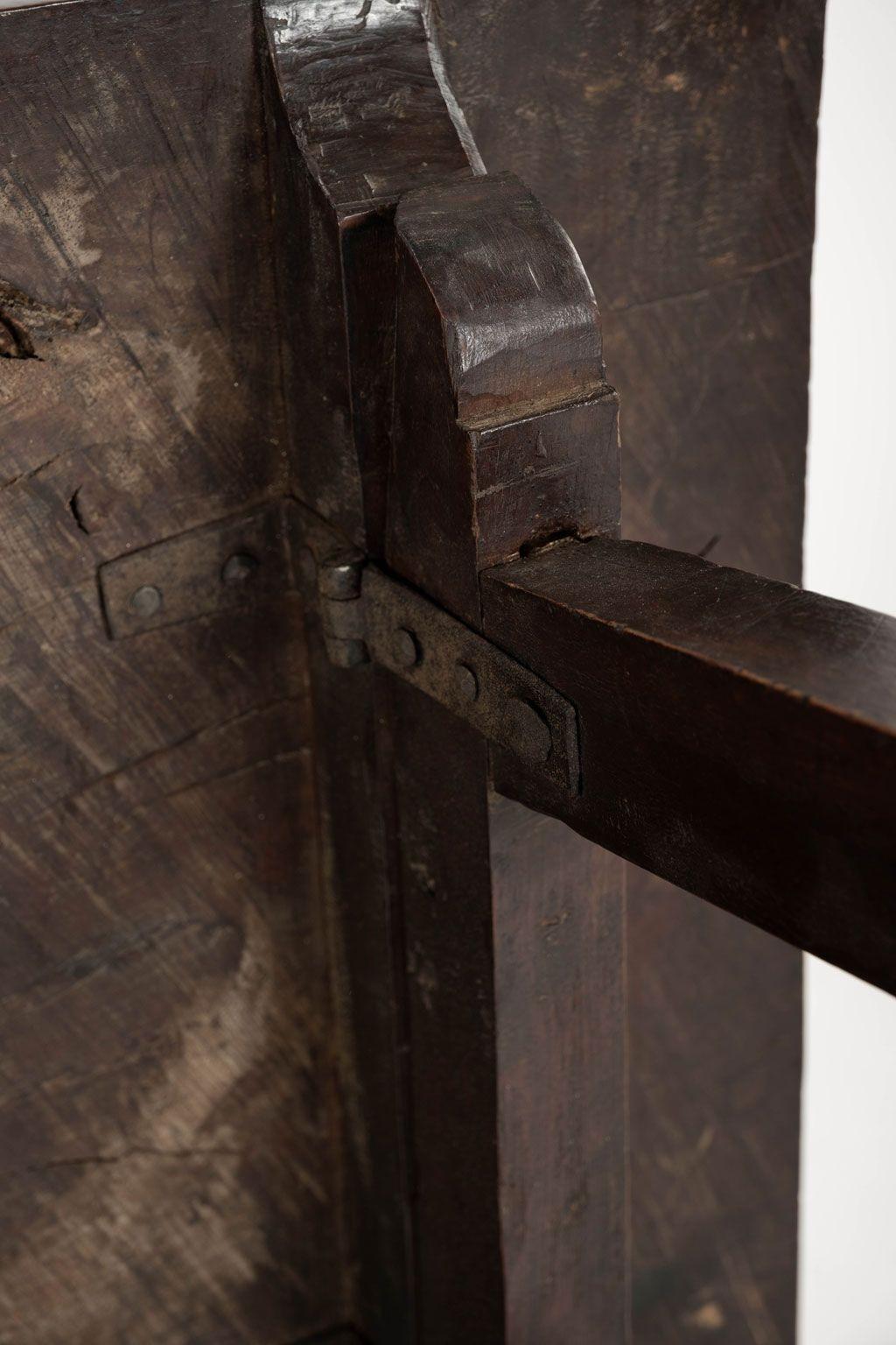 18th Century Italian Walnut Console For Sale 2