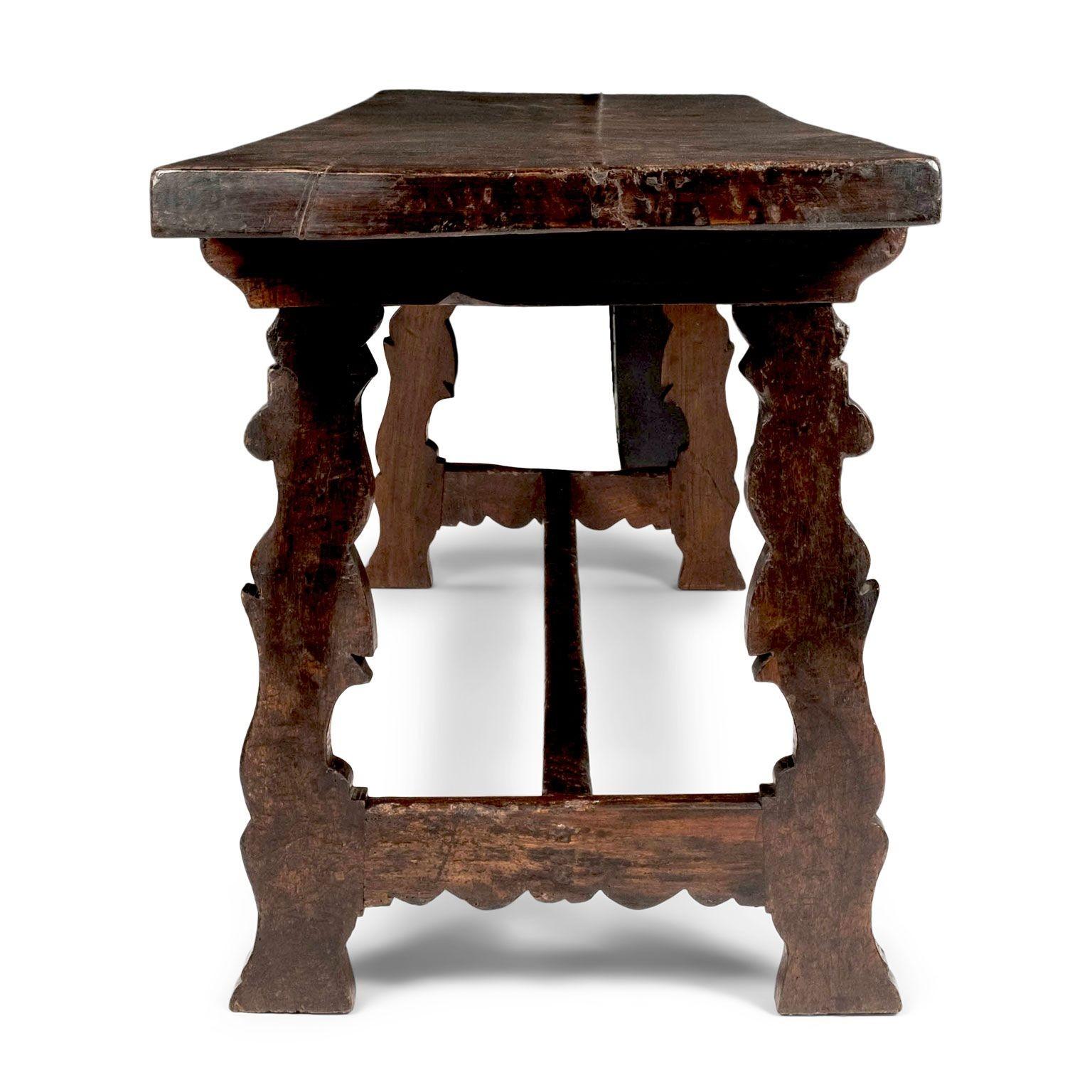 18th Century Italian Walnut Console For Sale 3