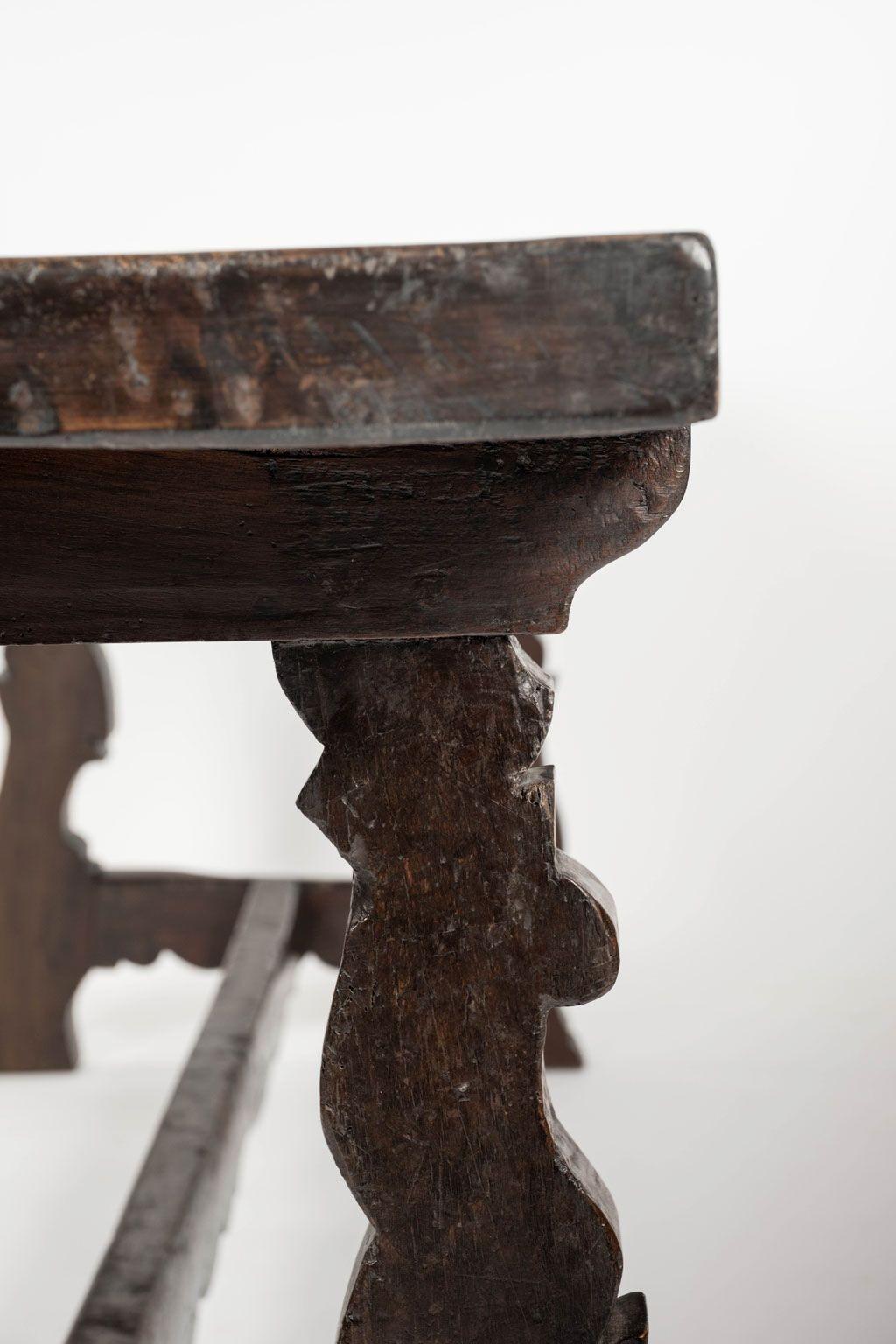 18th Century Italian Walnut Console For Sale 4