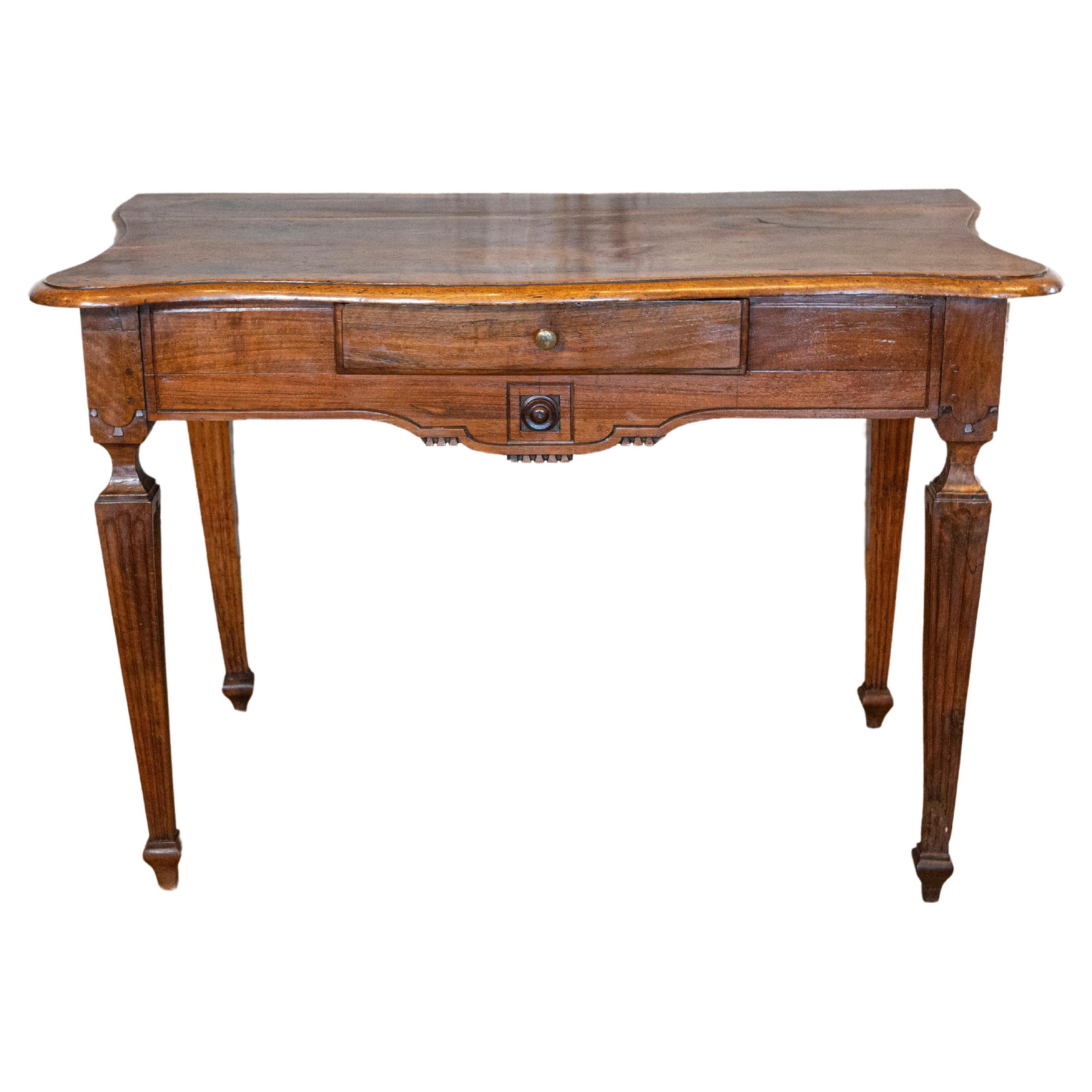 18th Century Italian Walnut Console Table with Serpentine Top and Carved Apron For Sale