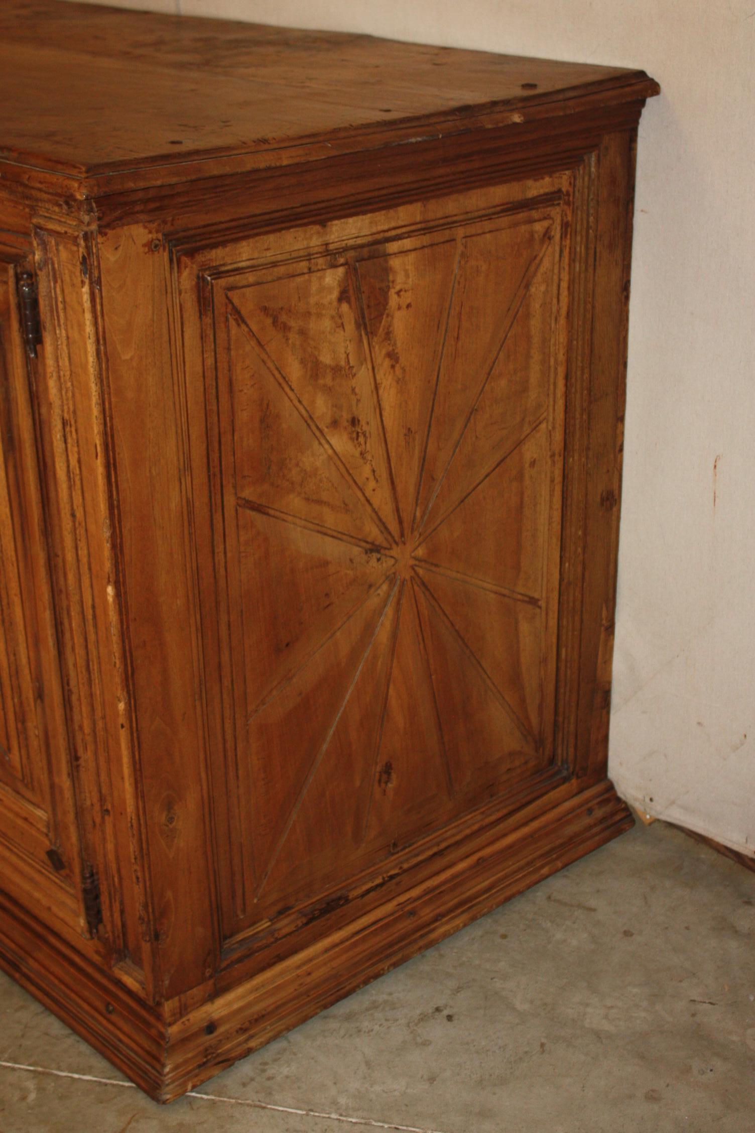 18th Century and Earlier 18th Century Italian Walnut Credenza