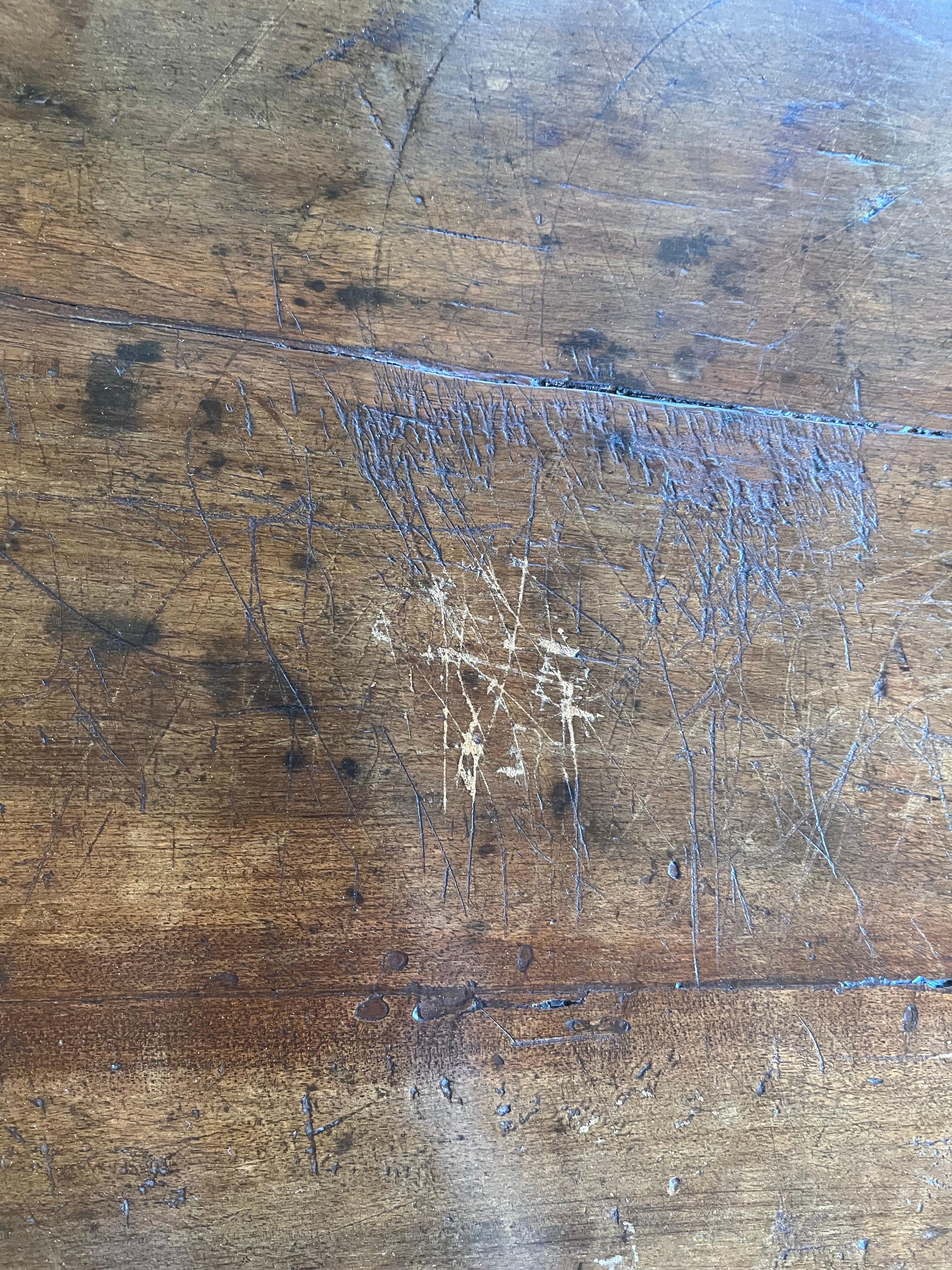 18th Century Italian Walnut Kitchen Table / Work Table For Sale 9