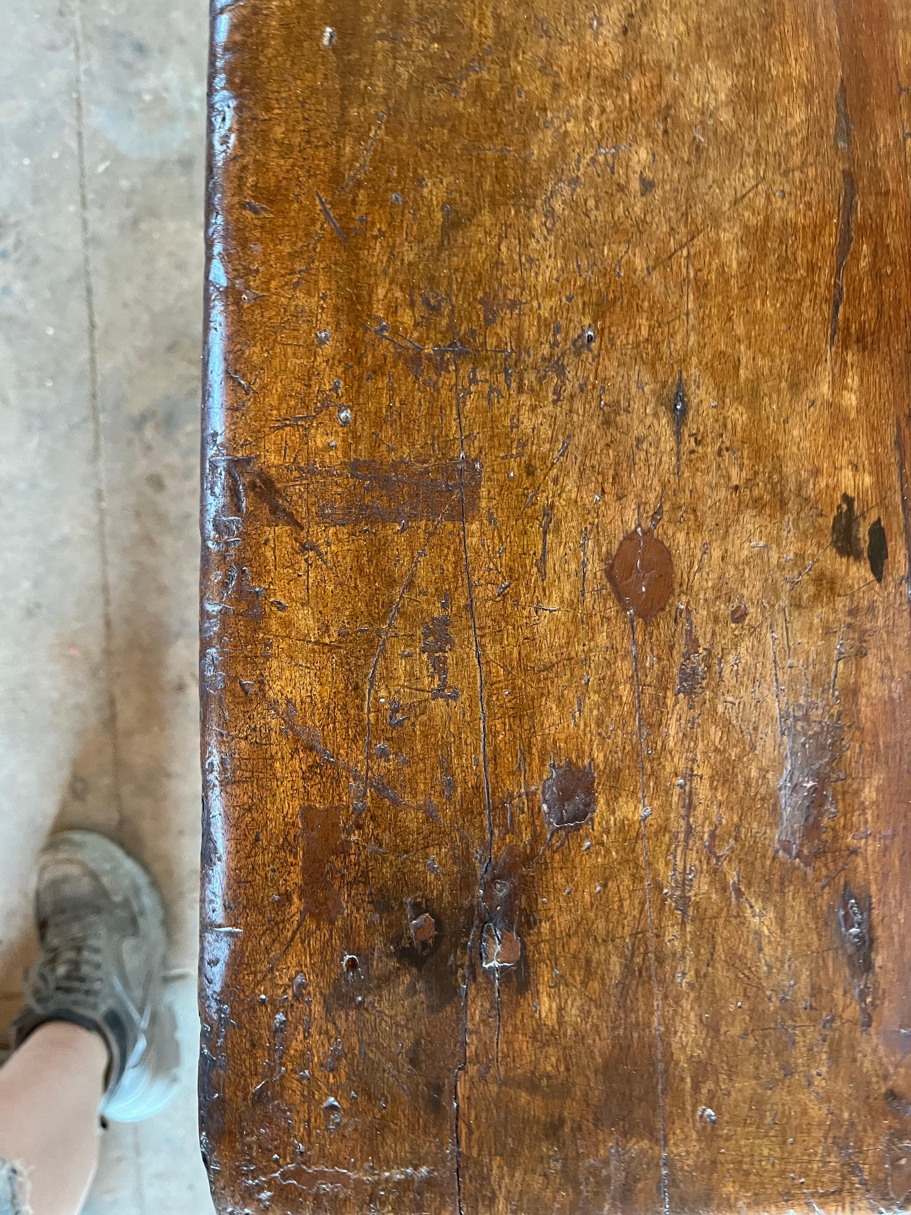 18th Century Italian Walnut Kitchen Table / Work Table For Sale 12