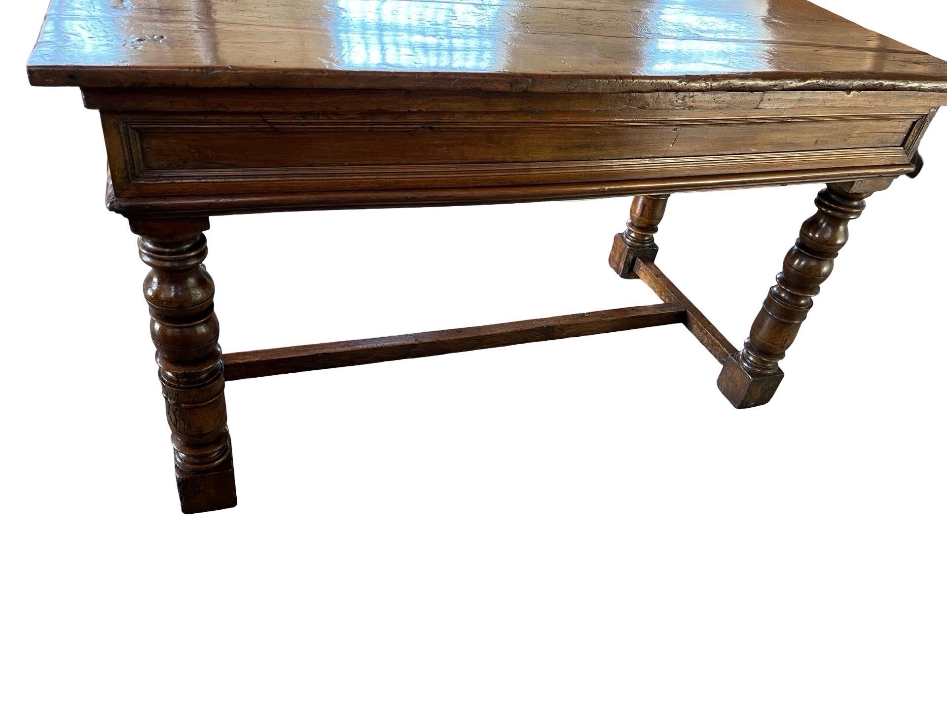 Baroque 18th Century Italian Walnut Kitchen Table / Work Table For Sale